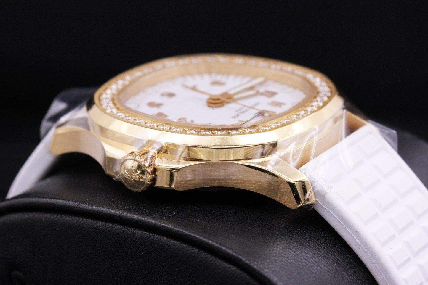 Patek Philippe Aquanaut Luce 35mm 5068R White Dial