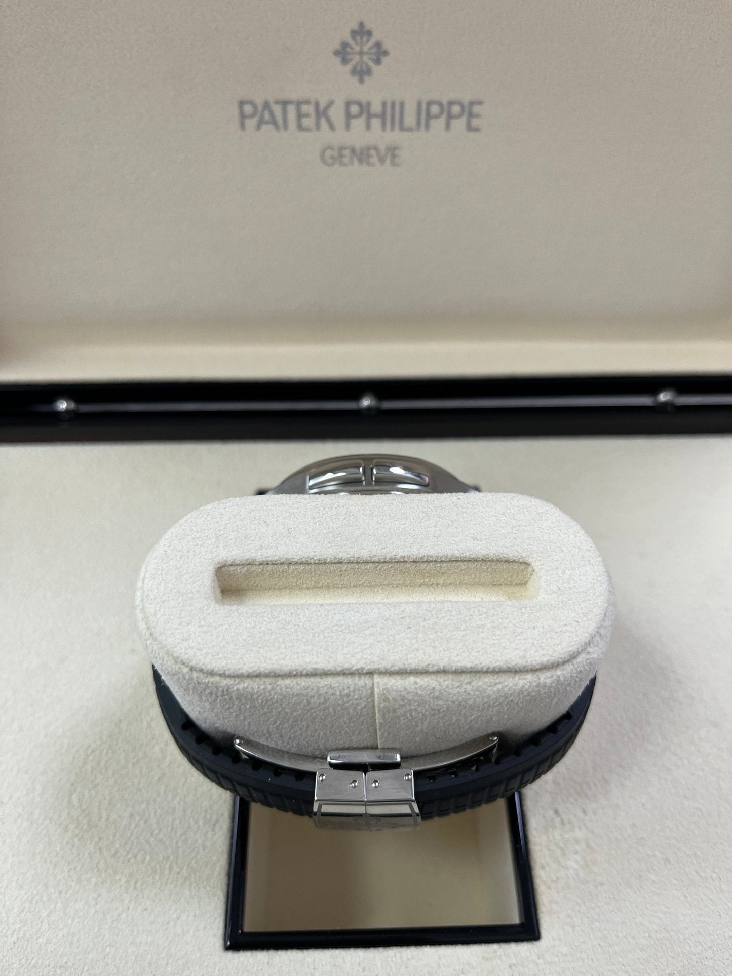 Patek Philippe Aquanaut Stainless Steel/ Dual Time (Ref#5164A-001)