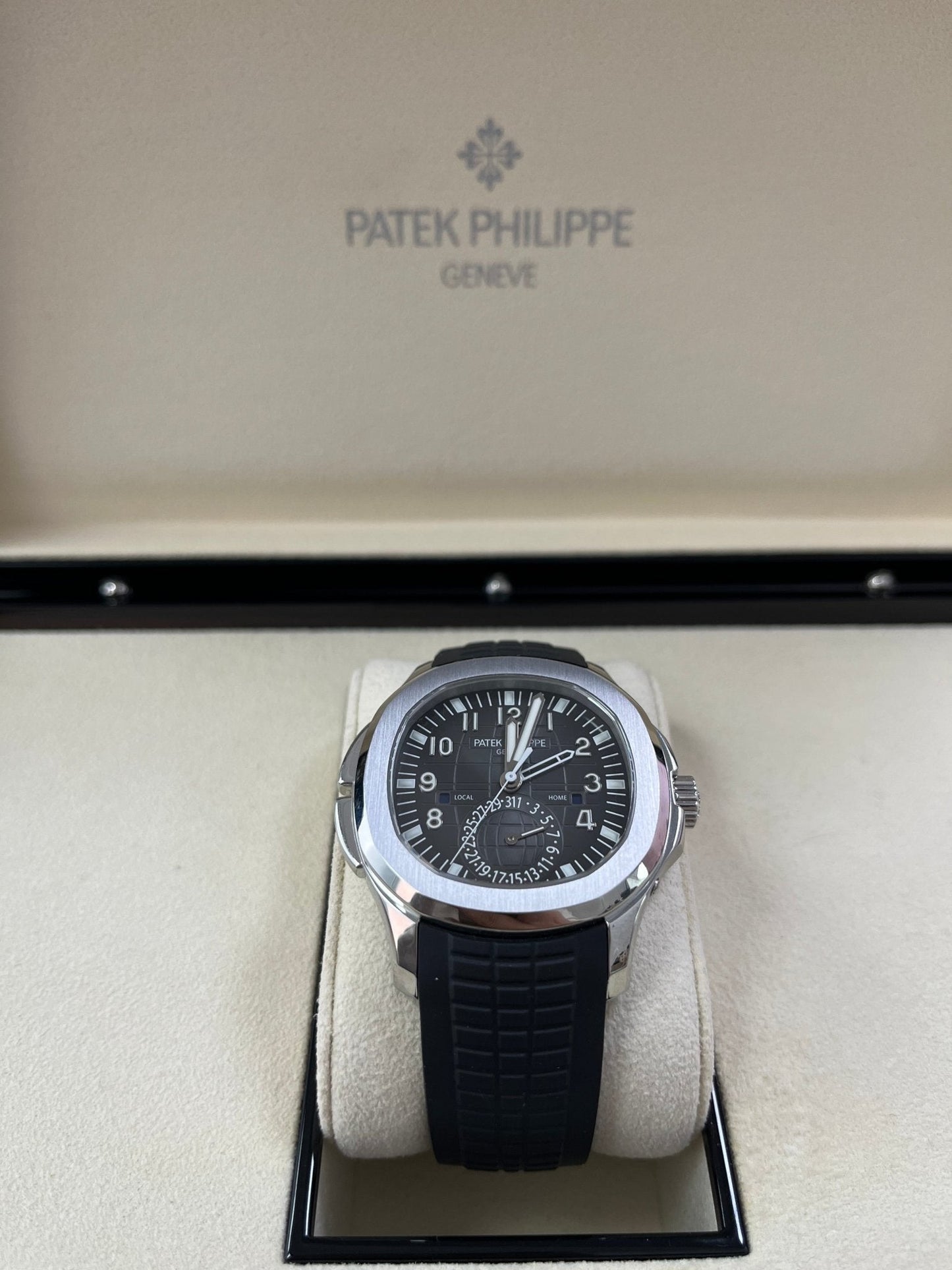 Patek Philippe Aquanaut Stainless Steel/ Dual Time (Ref#5164A-001)