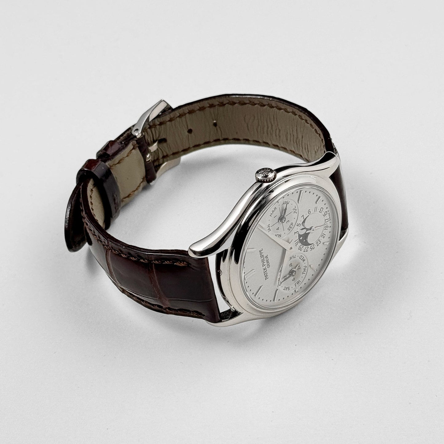 Patek Philippe Calatrava 3940G-011 Perpetual Calendar Moonphase White Gold Opaline Silver Dial