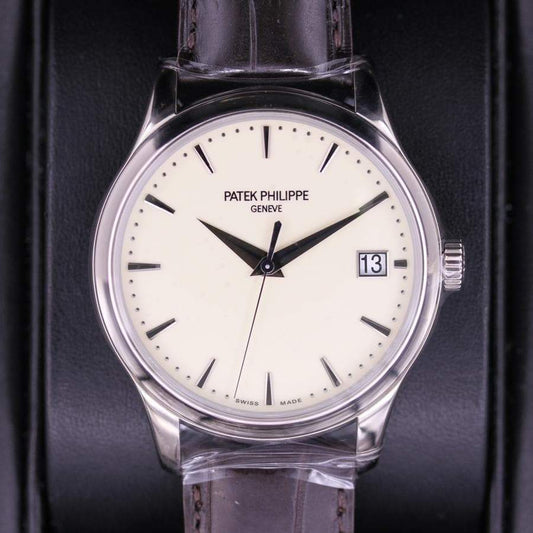 Patek Philippe Calatrava 39mm 5227G Cream White Dial Pre-Owned