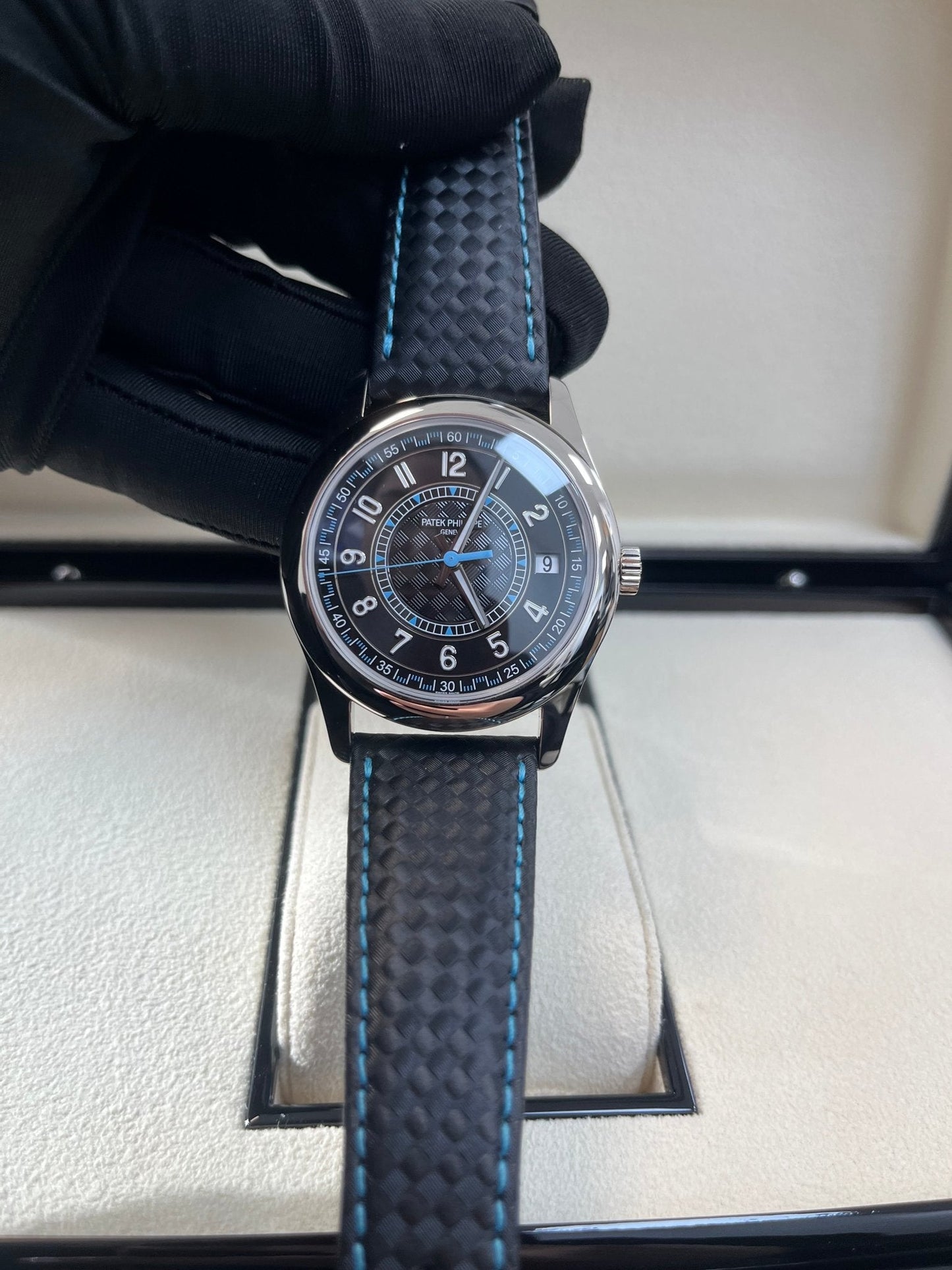 Patek Philippe Calatrava 40mm Blue Date Sweep Seconds (Ref# 6007G-011)