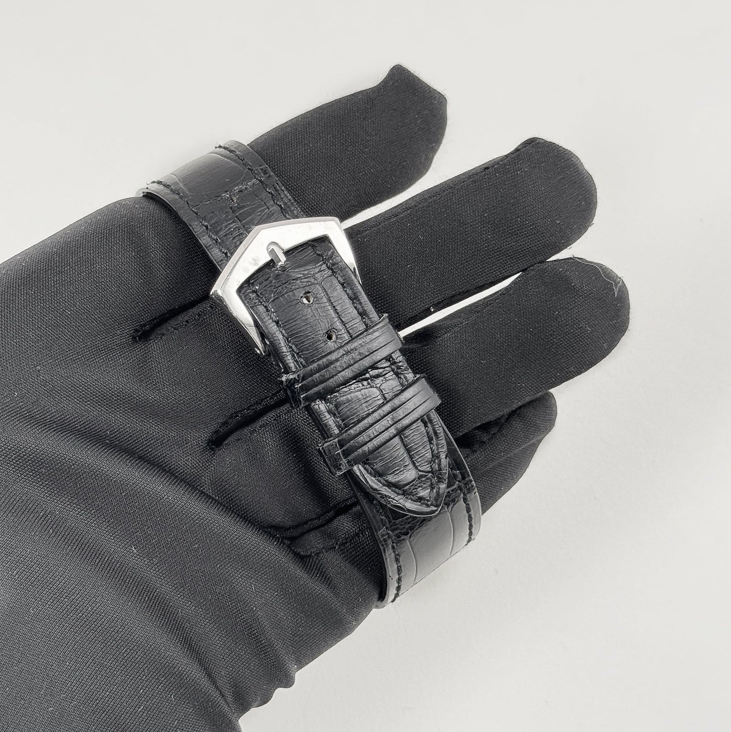 Patek Philippe Calatrava 5196P-001 Platinum Silver Dial