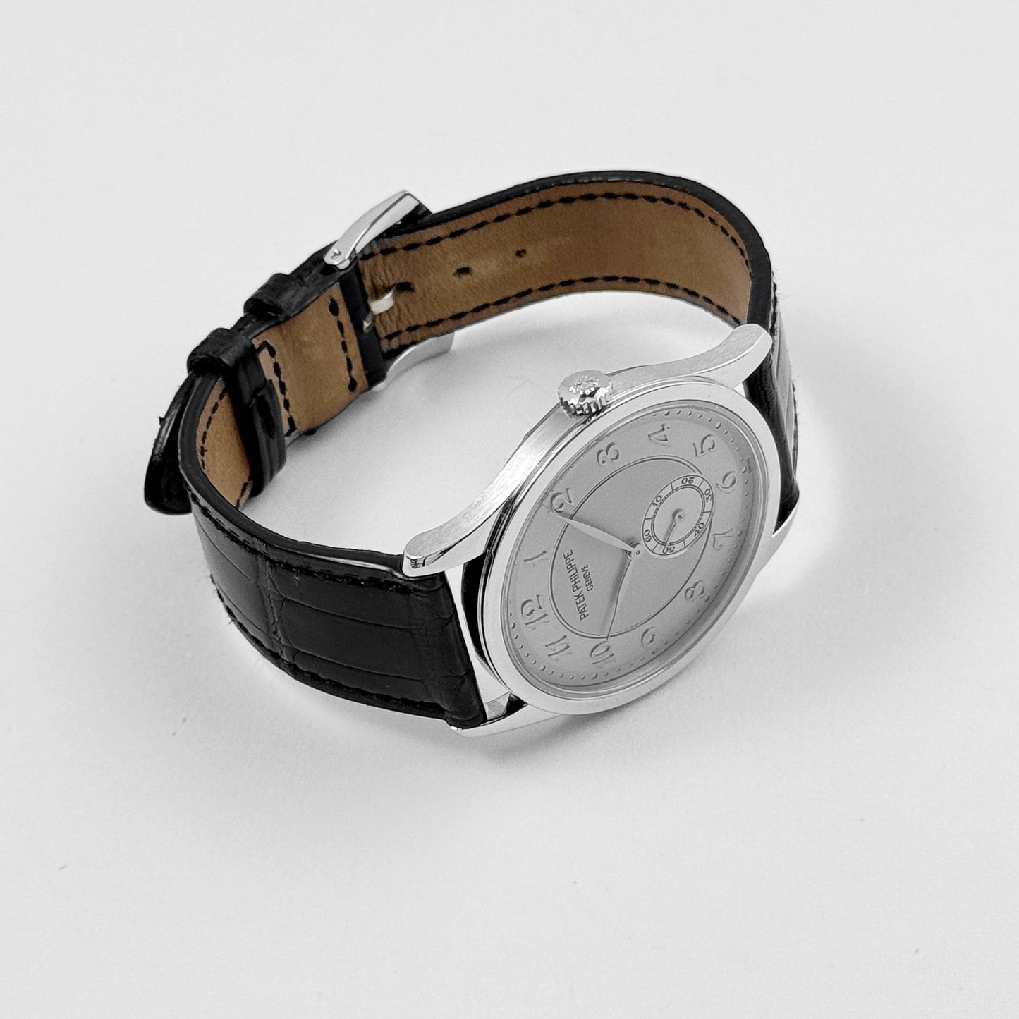 Patek Philippe Calatrava 5196P-001 Platinum Silver Dial