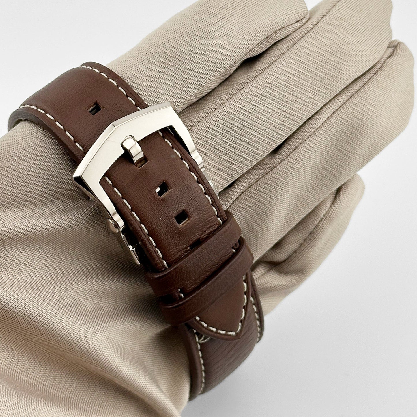 Patek Philippe Calatrava 5524G-001 'Pilot' Travel Time White Gold Blue Dial