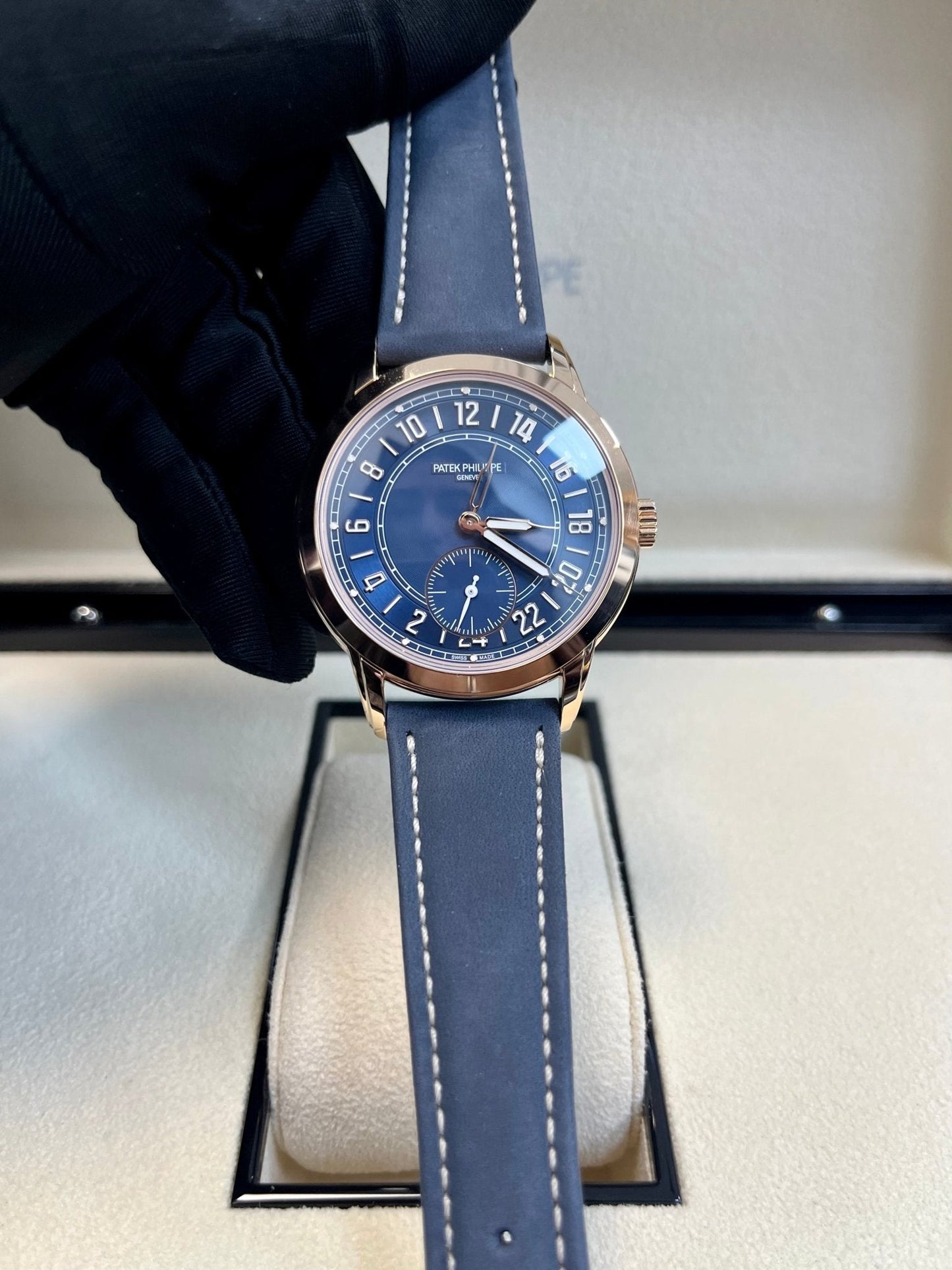 Patek Philippe Calatrava Complications Calatrava Travel Time Automatic Blue Dial Men's Watch 5224r