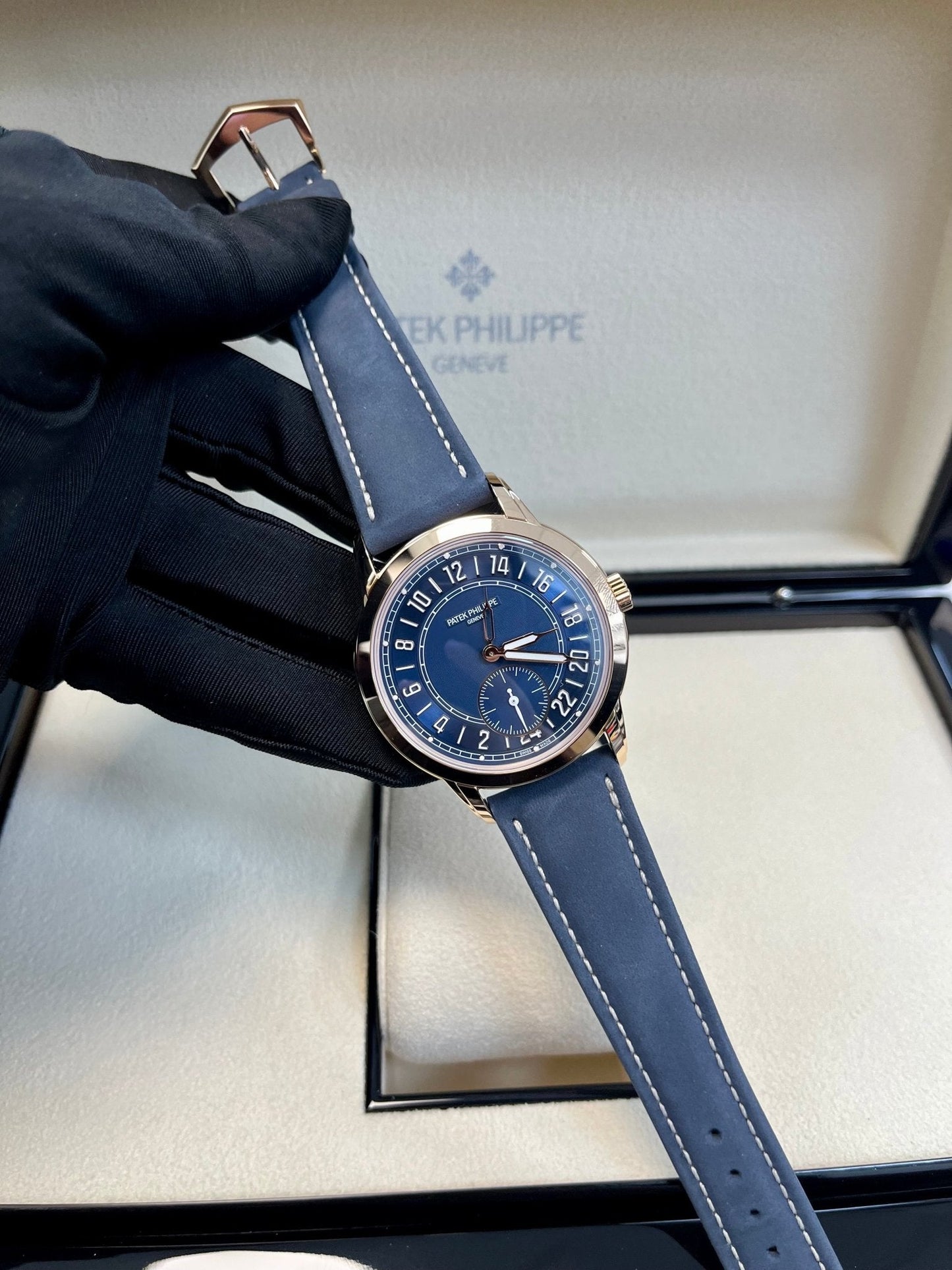 Patek Philippe Calatrava Complications Calatrava Travel Time Automatic Blue Dial Men's Watch 5224r