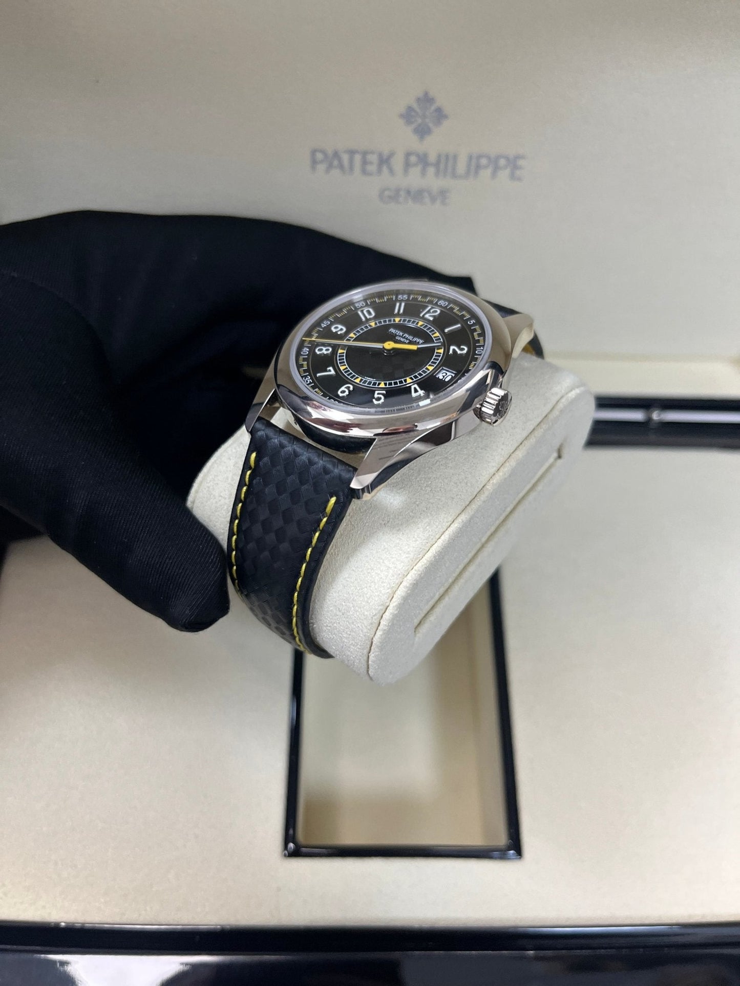 Patek Philippe Calatrava Date Sweep Seconds (Ref# 6007G-001)