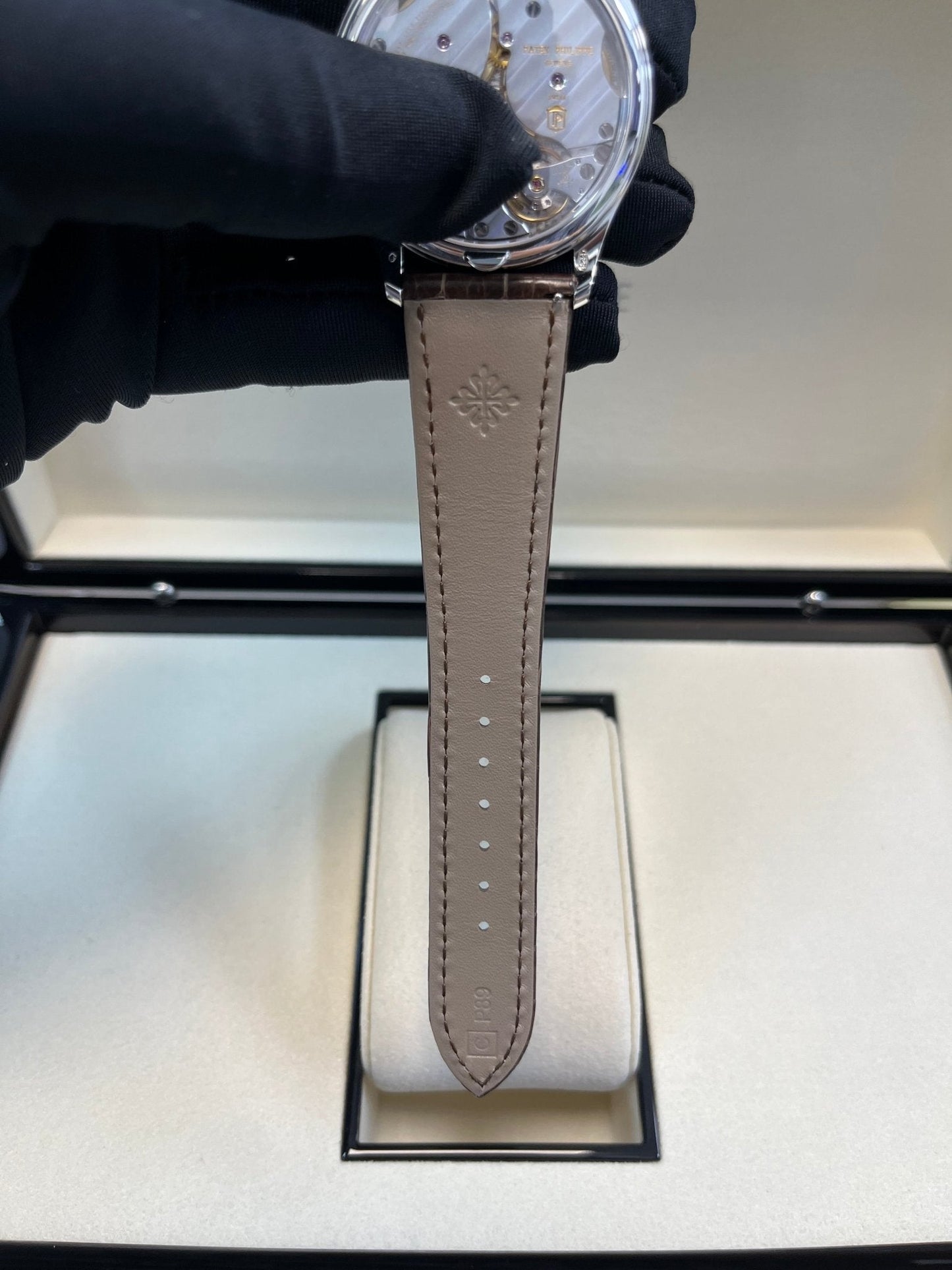 Patek Philippe Calatrava New 2025 Release 6196P Calatrava Salmon Dial Platinum