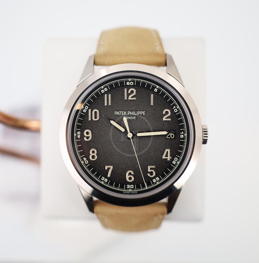 Patek Philippe Calatrava White Gold Textured Grey Dial | 5226G-001