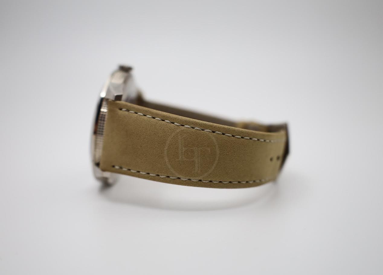 Patek Philippe Calatrava White Gold Textured Grey Dial | 5226G-001