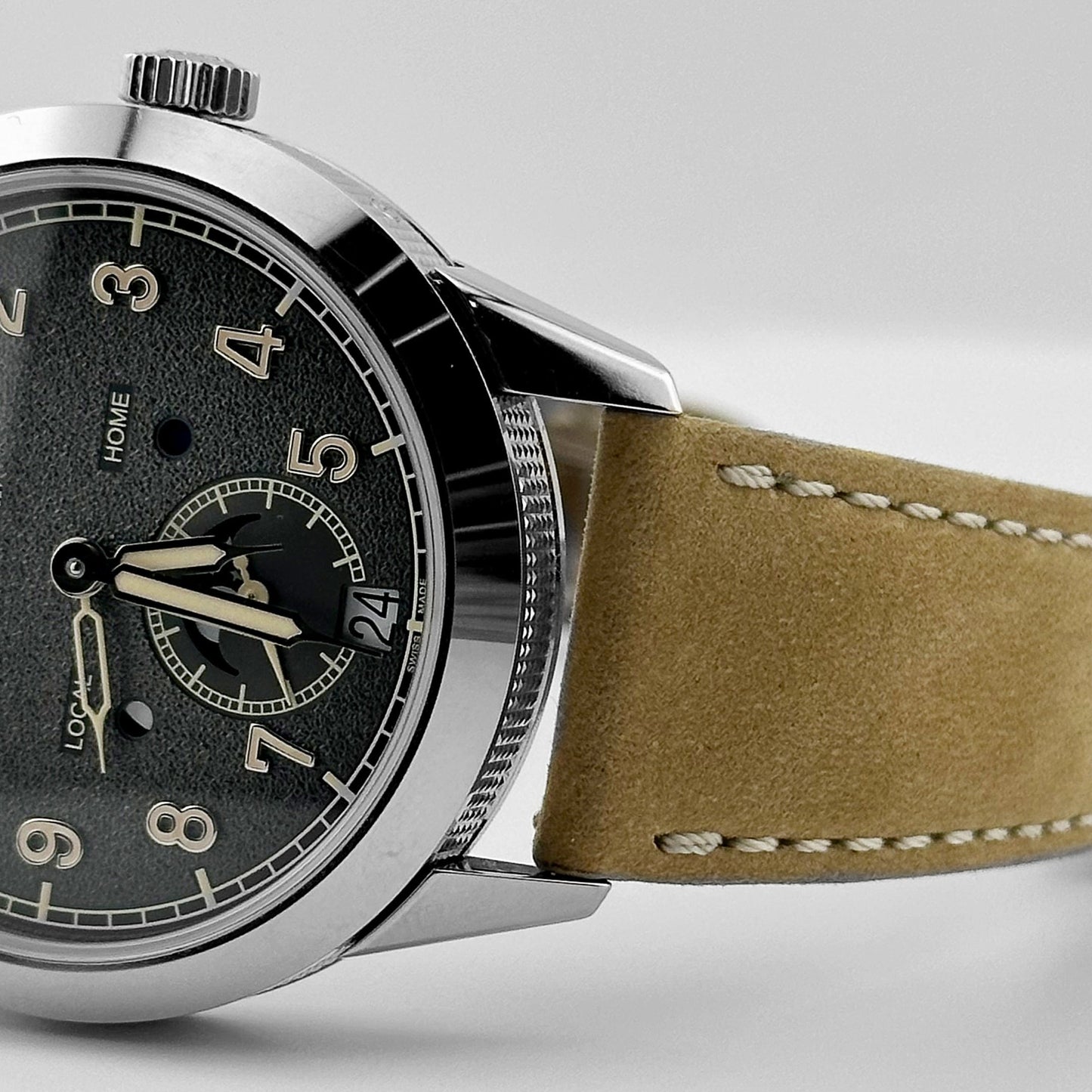 Patek Philippe Complications 5326G-001 White Gold Grey Dial (2024)