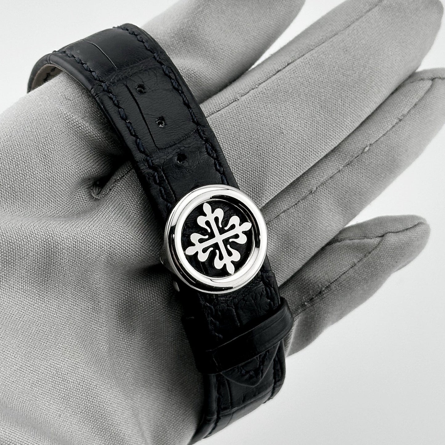 Patek Philippe Complications 5905P-001 Platinum Blue Dial Annual Calendar (2019)