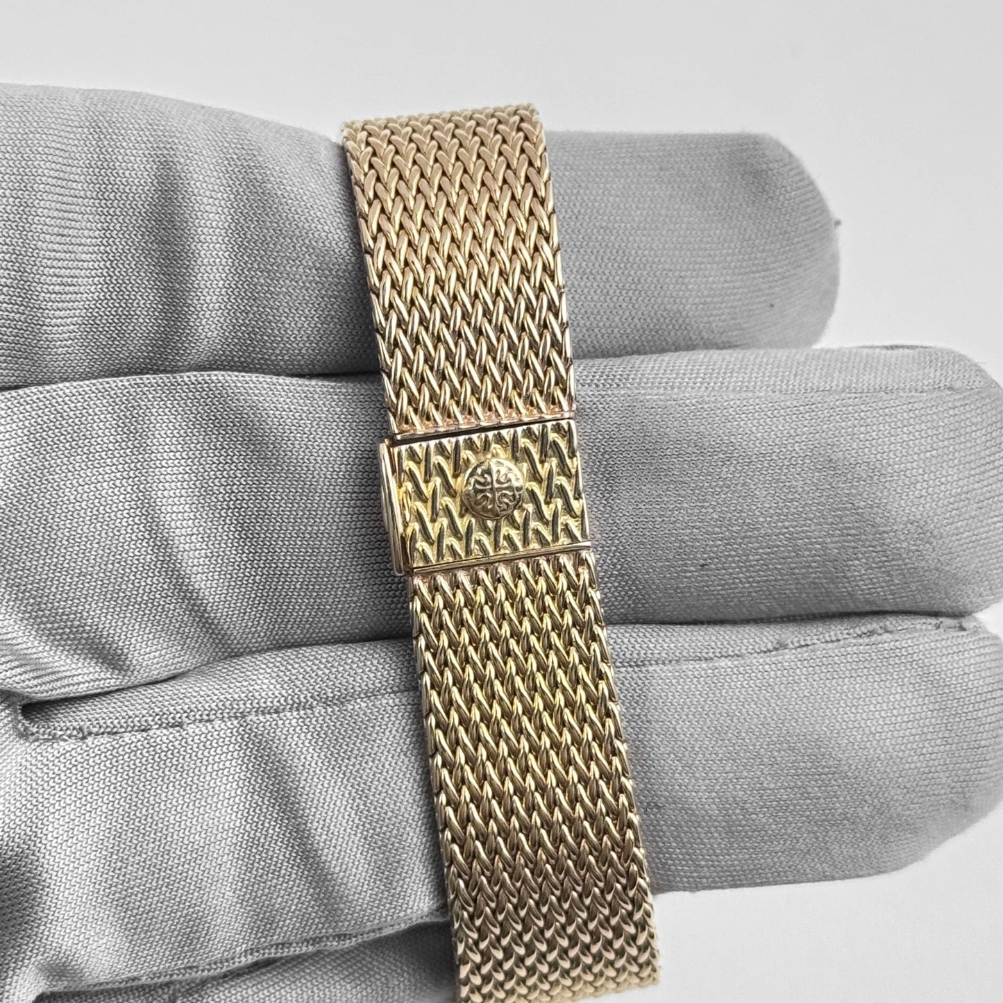 Patek Philippe Ellipse Vintage Yellow Gold Black Onyx Dial Diamond Bezel