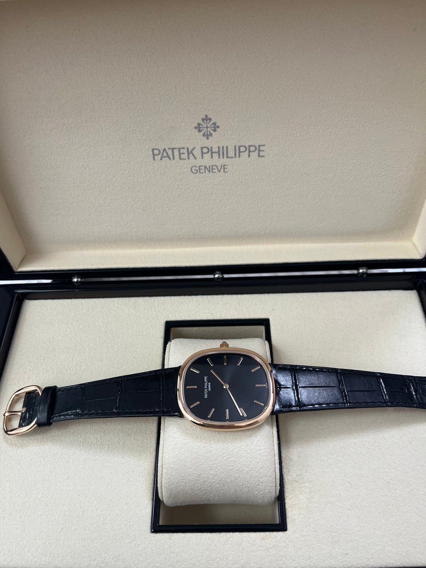 Patek Philippe Golden Ellipse (Ref# 5738R-001)