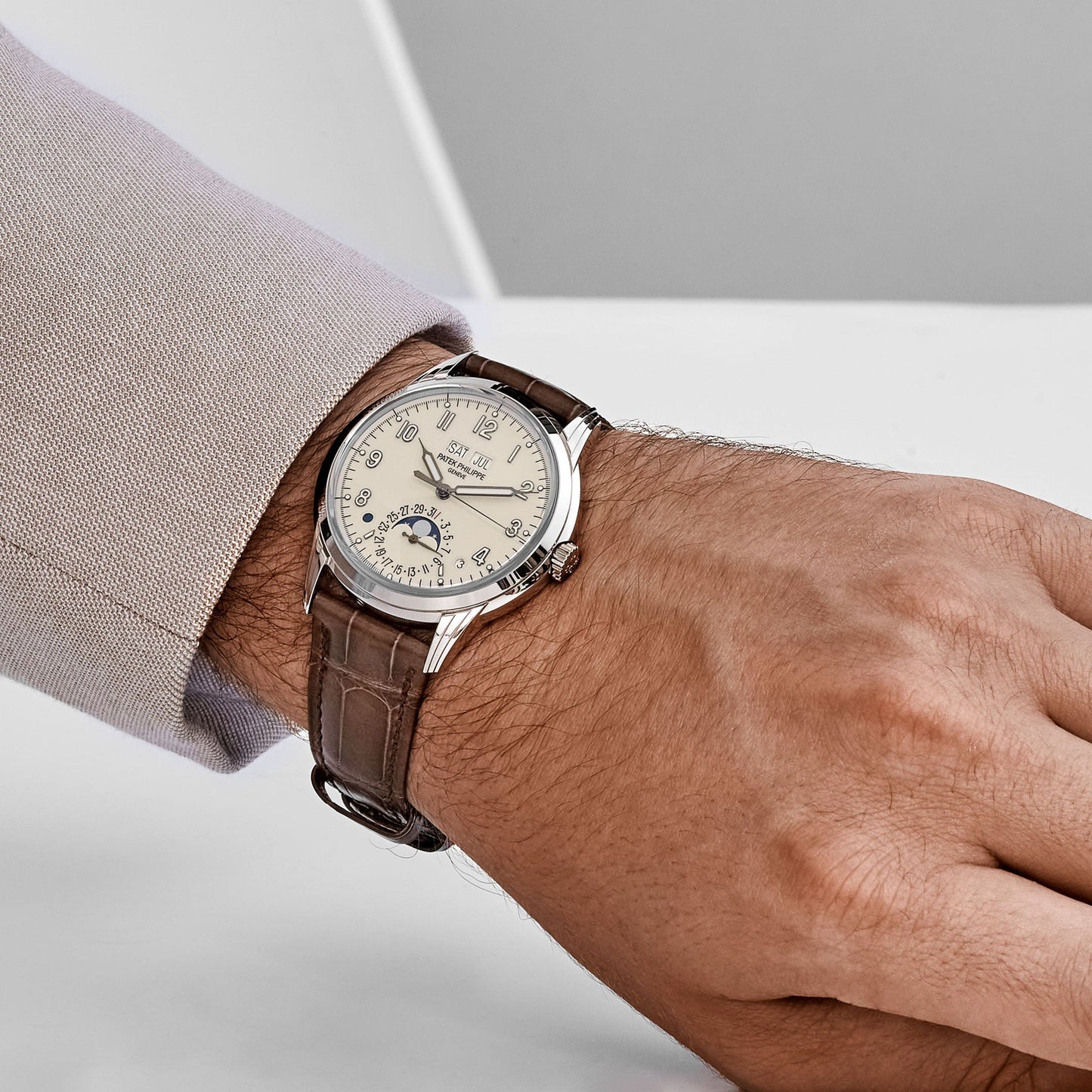 Patek Philippe Grand Complications 5320G-001 Perpetual Calendar White Gold Ivory Dial