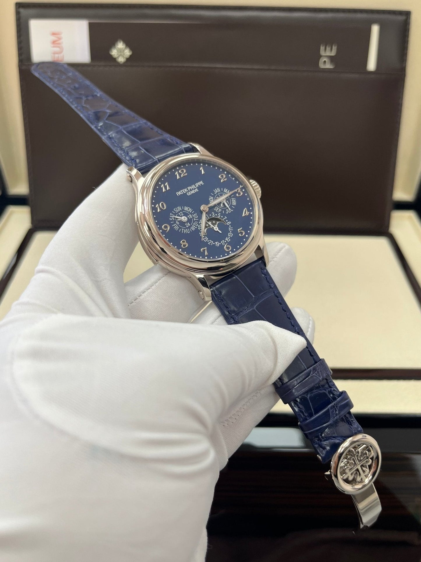 Patek Philippe Minute Repeater Perpetual Calendar Grande Complication White Gold Blue Dial 5374G-001