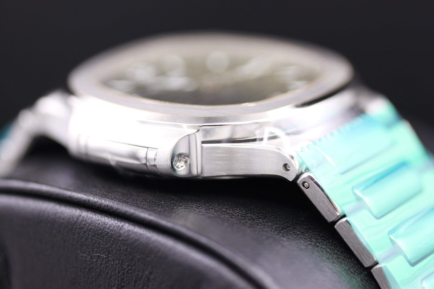 Patek Philippe Nautilus 35mm 7118/1A Blue Dial