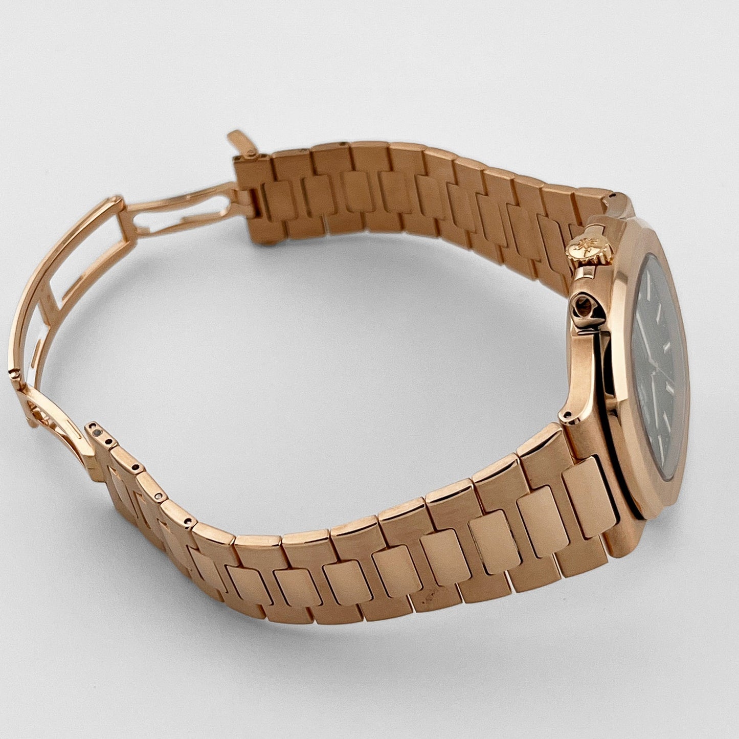 Patek Philippe Nautilus 5711/1R-001 Rose Gold Brown Dial (2019)