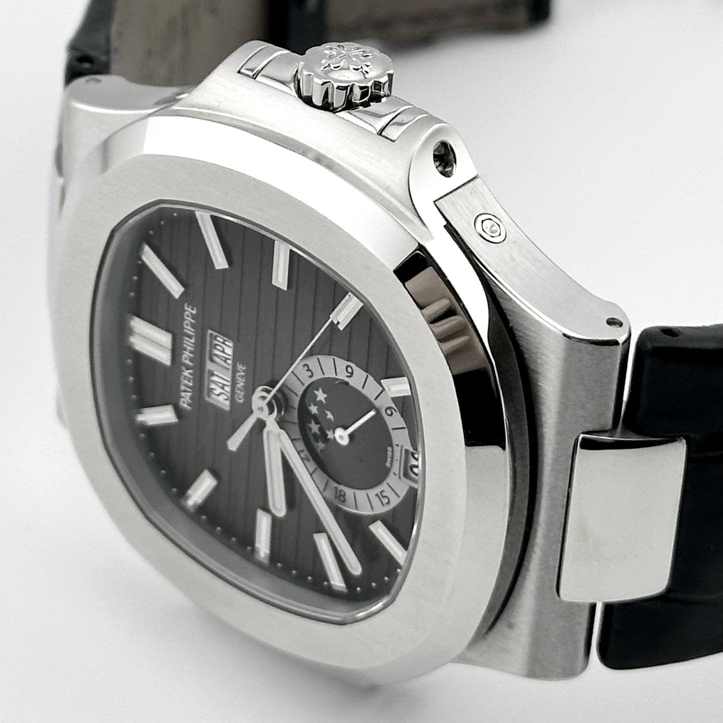 Patek Philippe Nautilus 5726A-001 Annual Calendar Moon Phases (2024)