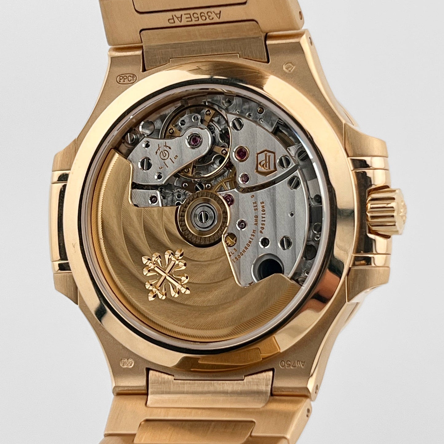 Patek Philippe Nautilus 7118/1R-010 Tiffany & Co. 'Ladies' Rose Gold