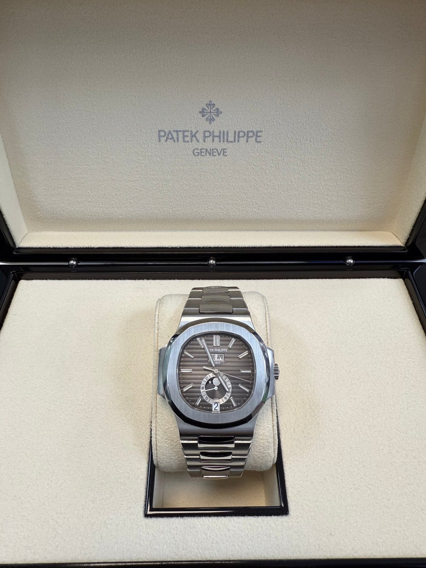 Patek Philippe Nautilus Annual Calendar 5726/1A-001