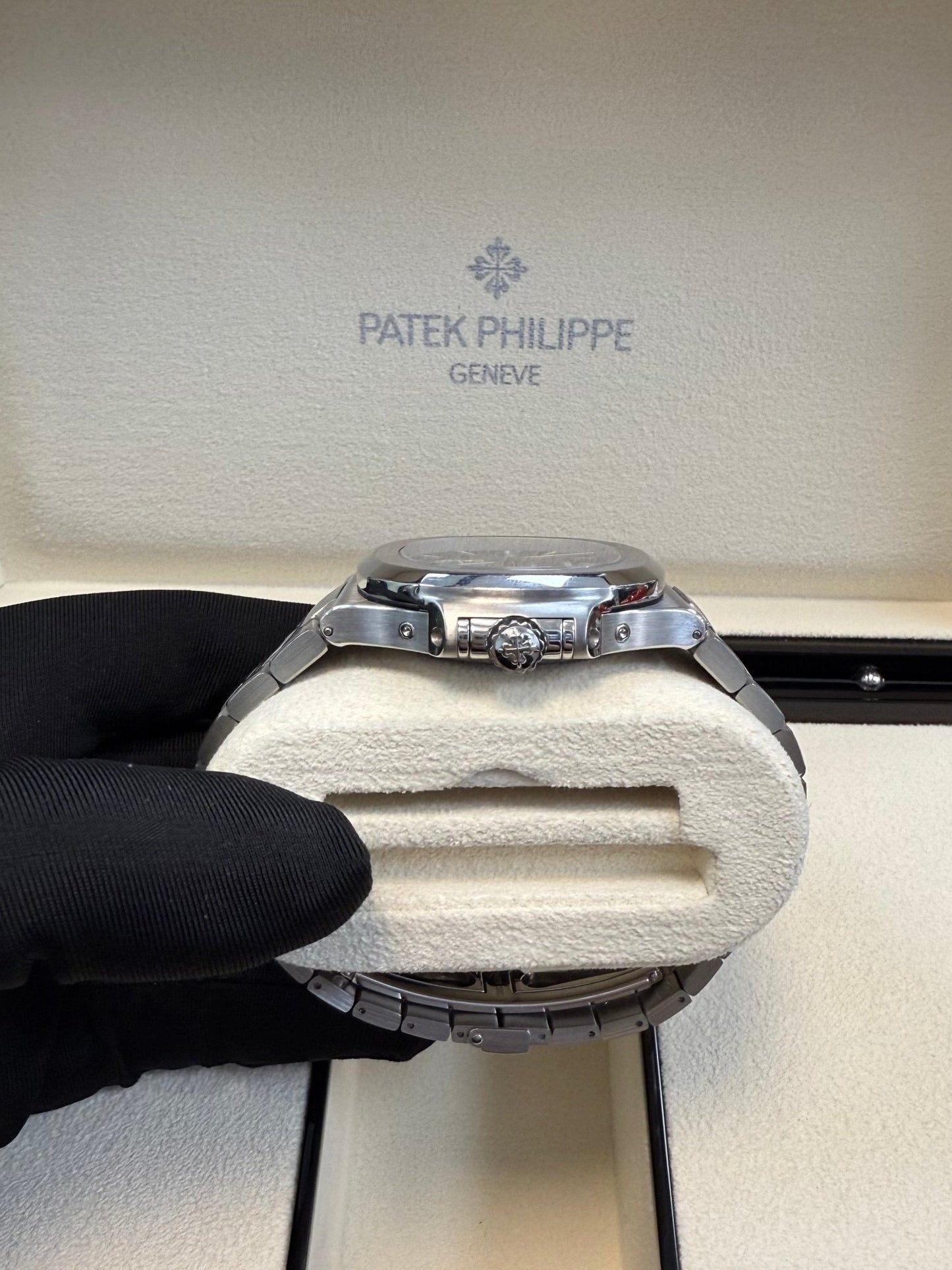 Patek Philippe Nautilus Annual Calendar 5726/1A-001