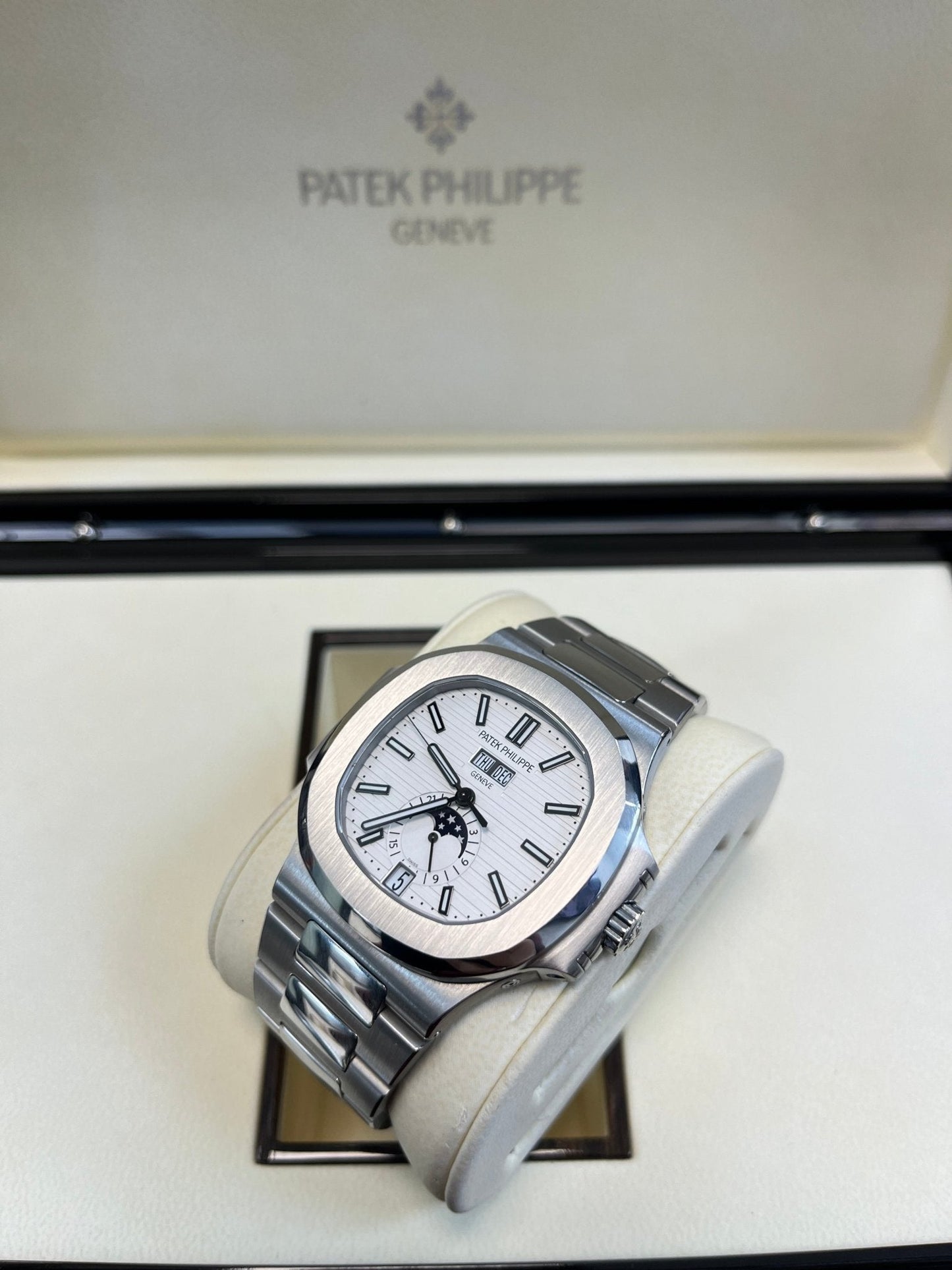 Patek Philippe Nautilus Annual Calendar 5726/1A-010