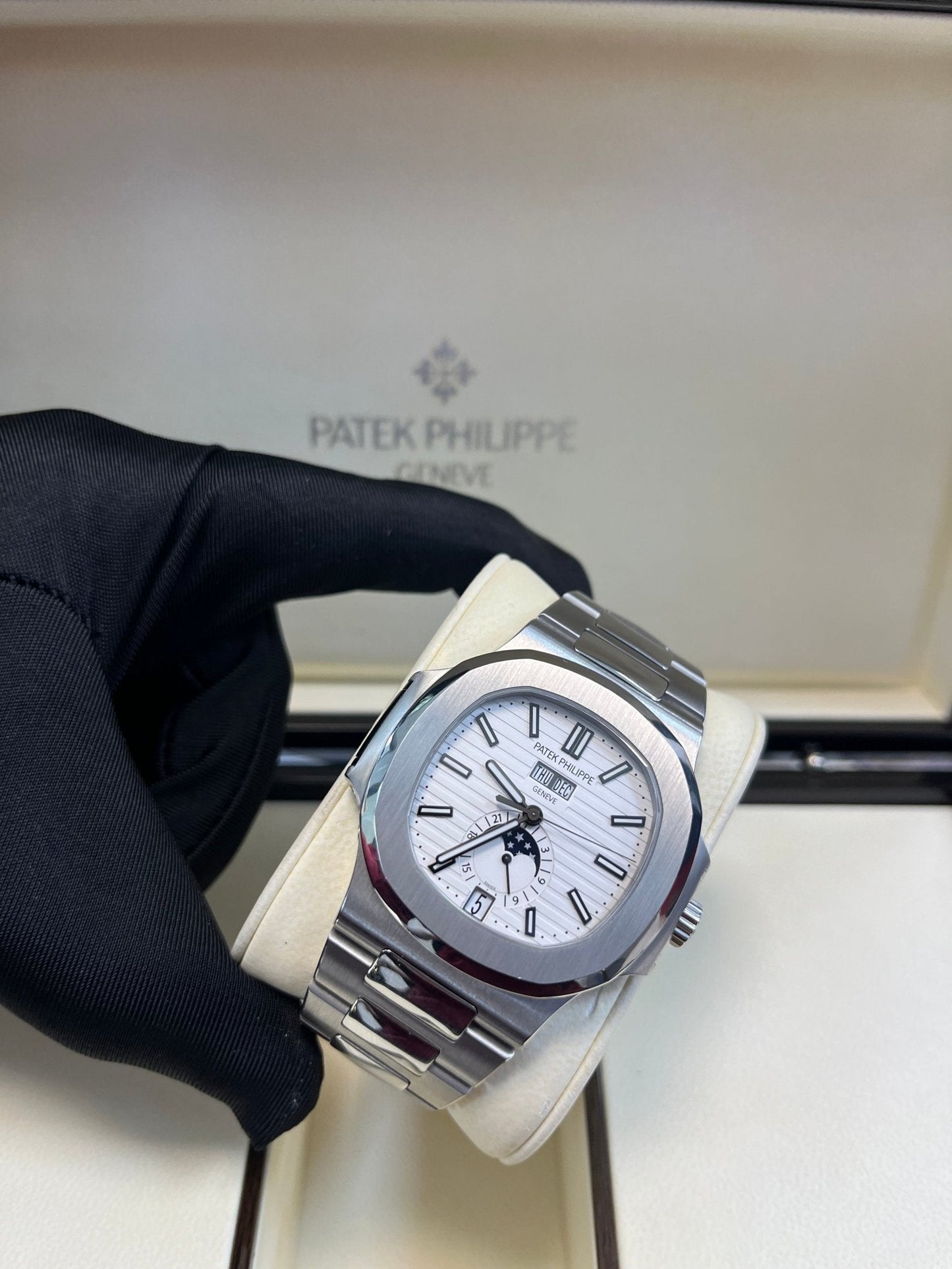 Patek Philippe Nautilus Annual Calendar 5726/1A-010