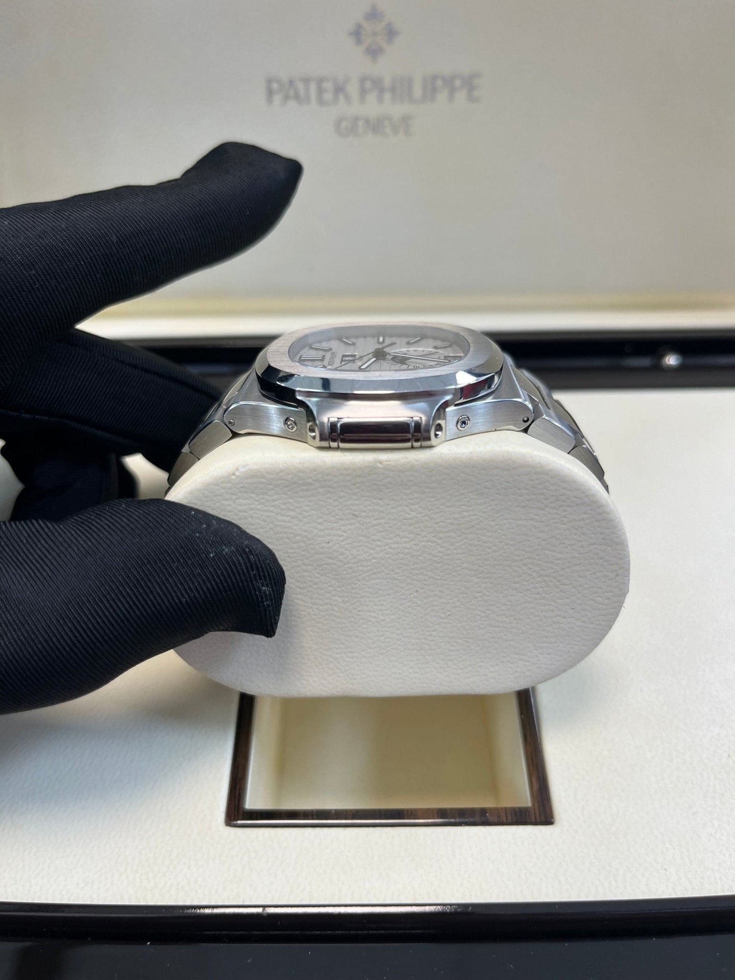 Patek Philippe Nautilus Annual Calendar 5726/1A-010