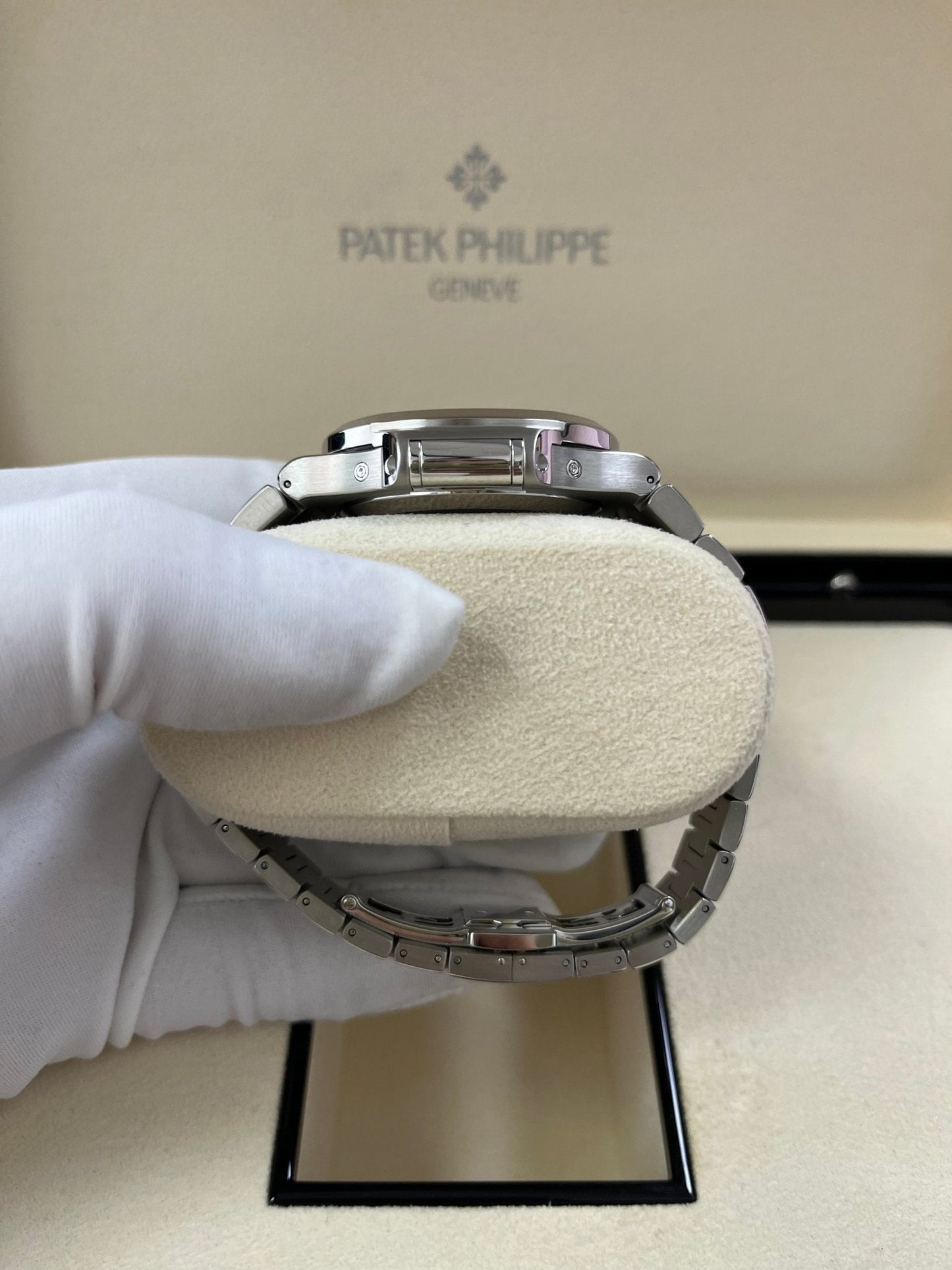 Patek Philippe Nautilus Annual Calendar Stainless Steel with Blue Dial/ Moon Phase (Ref#5726/1A-014)