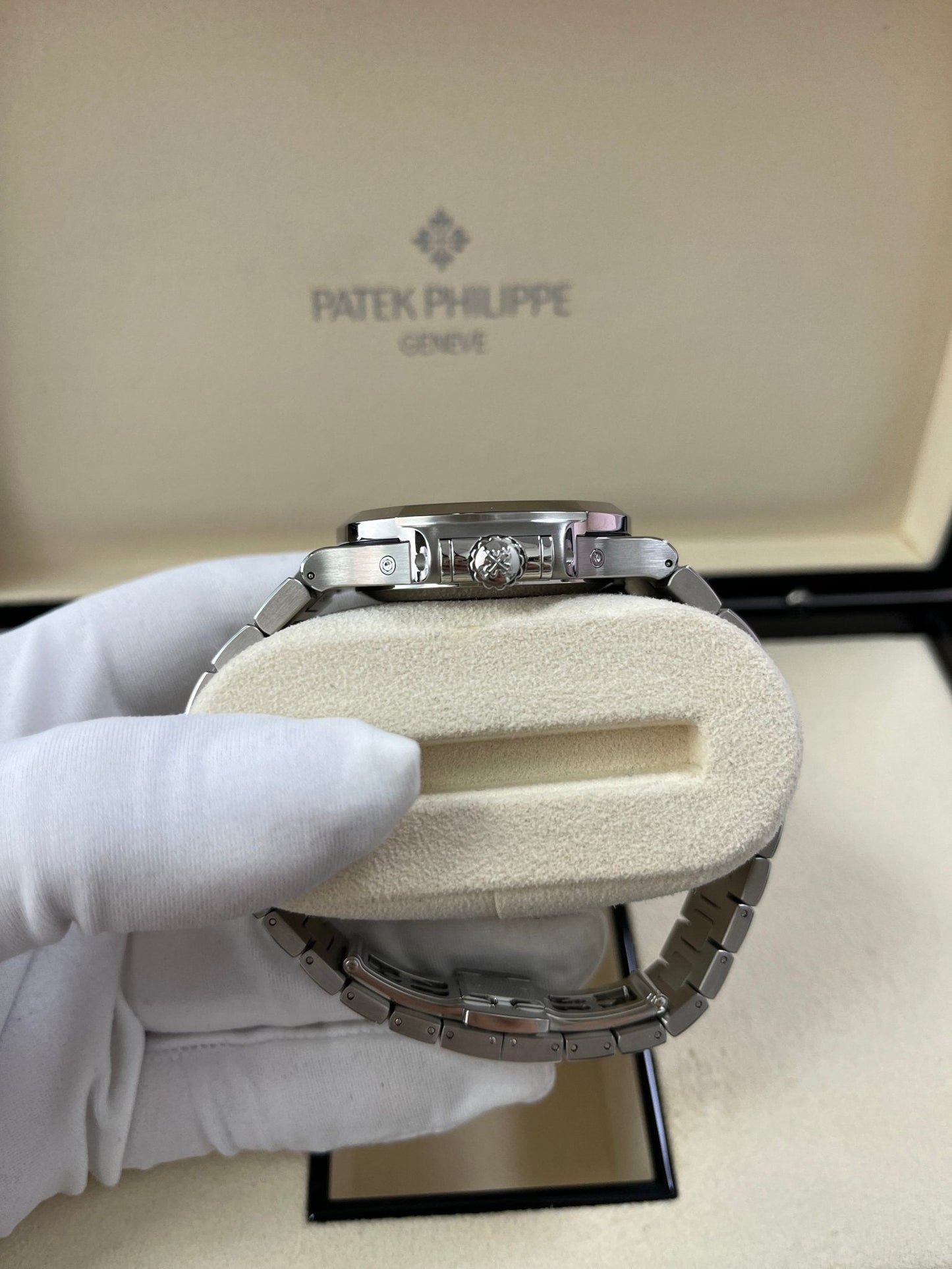 Patek Philippe Nautilus Annual Calendar Stainless Steel with Blue Dial/ Moon Phase (Ref#5726/1A-014)