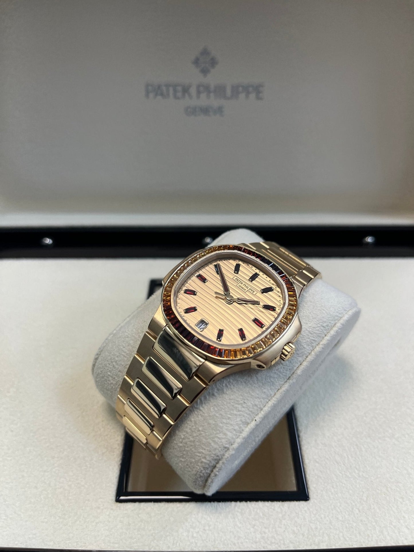 Patek Philippe Nautilus Automatic Rose Gold Baguette Cognac Bezel 7118/1300R-001