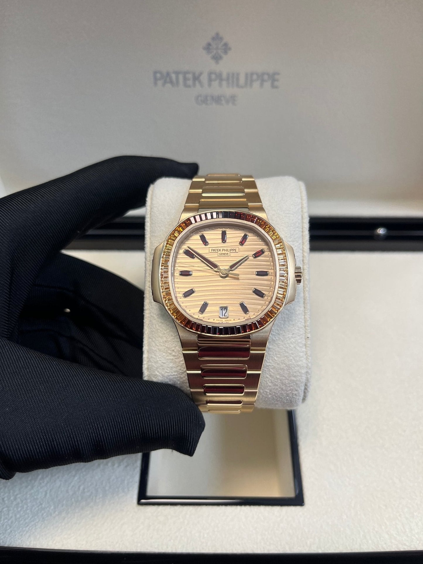 Patek Philippe Nautilus Automatic Rose Gold Baguette Cognac Bezel 7118/1300R-001