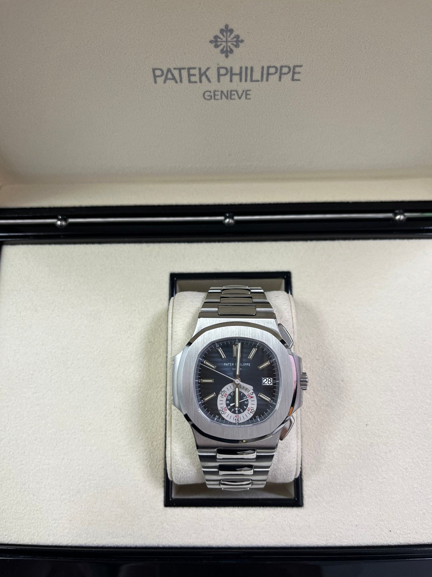 Patek Philippe Nautilus Chronograph REF 5980/1A-001