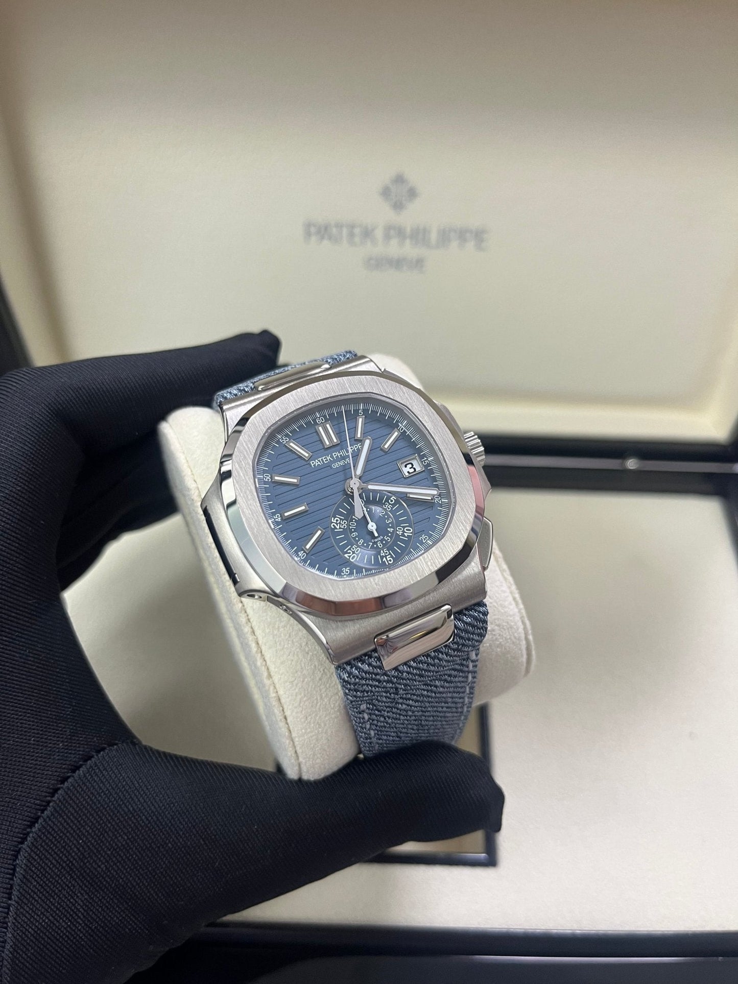 Patek Philippe Nautilus Flyback Chronograph White Gold Blue-Gray Dial 5980/60G