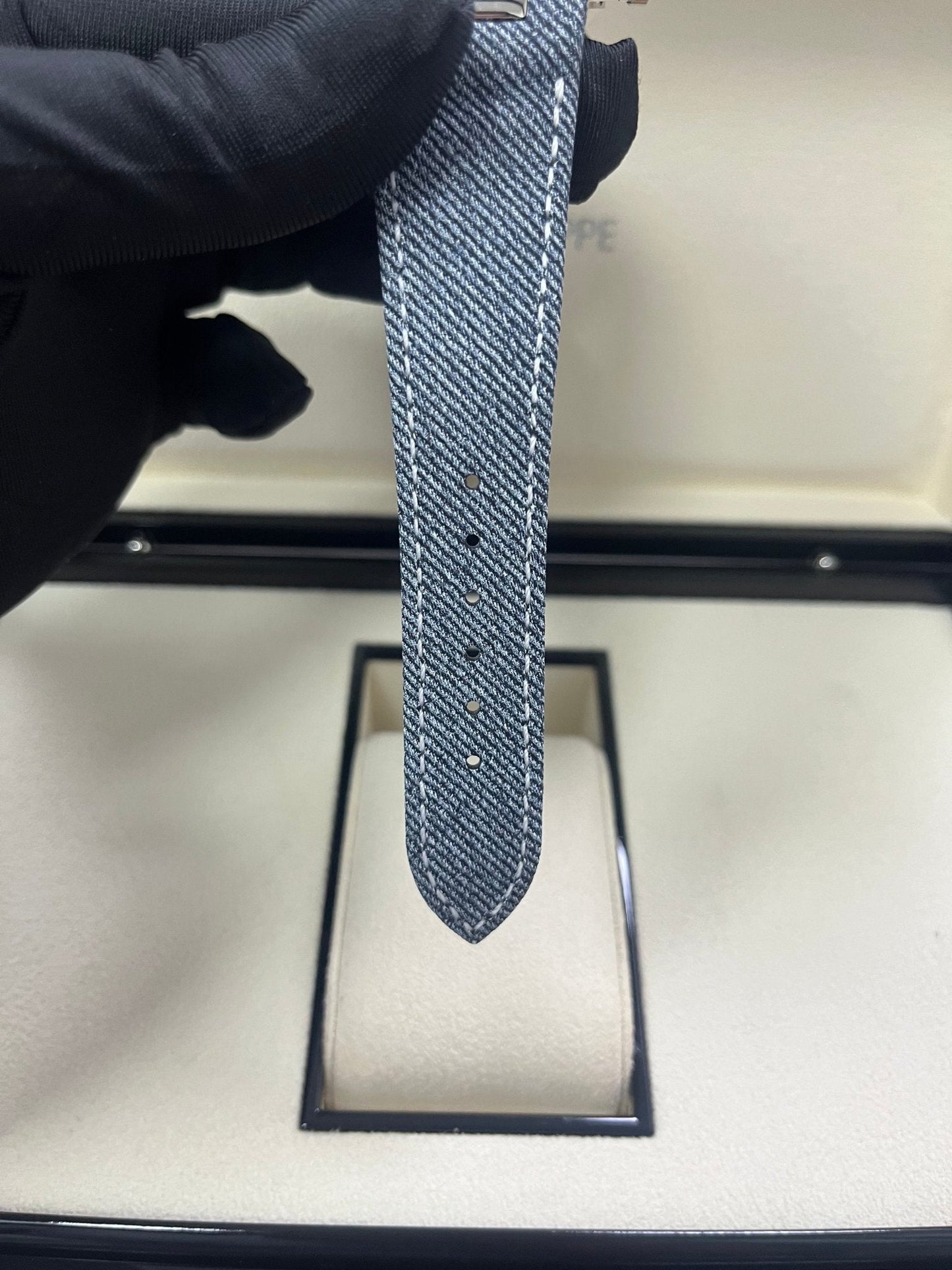 Patek Philippe Nautilus Flyback Chronograph White Gold Blue-Gray Dial 5980/60G