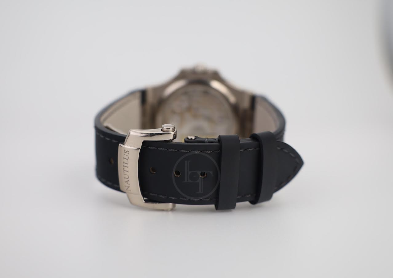 Patek Philippe Nautilus Moon Phases White Gold Slate Gray Dial | 5712G-001