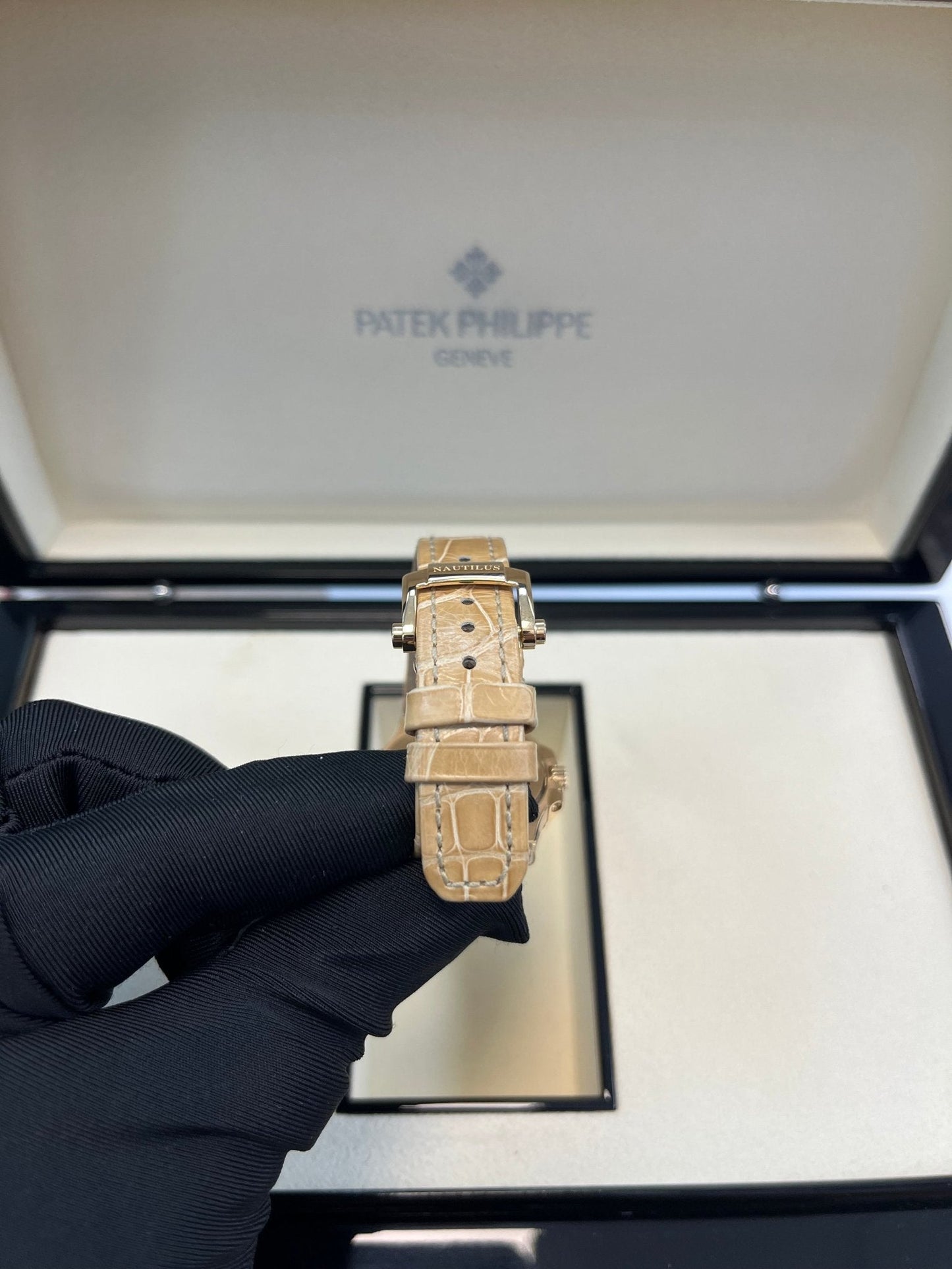 Patek Philippe Nautilus Rose Gold Nautilus Quartz 32mm 7010R-011