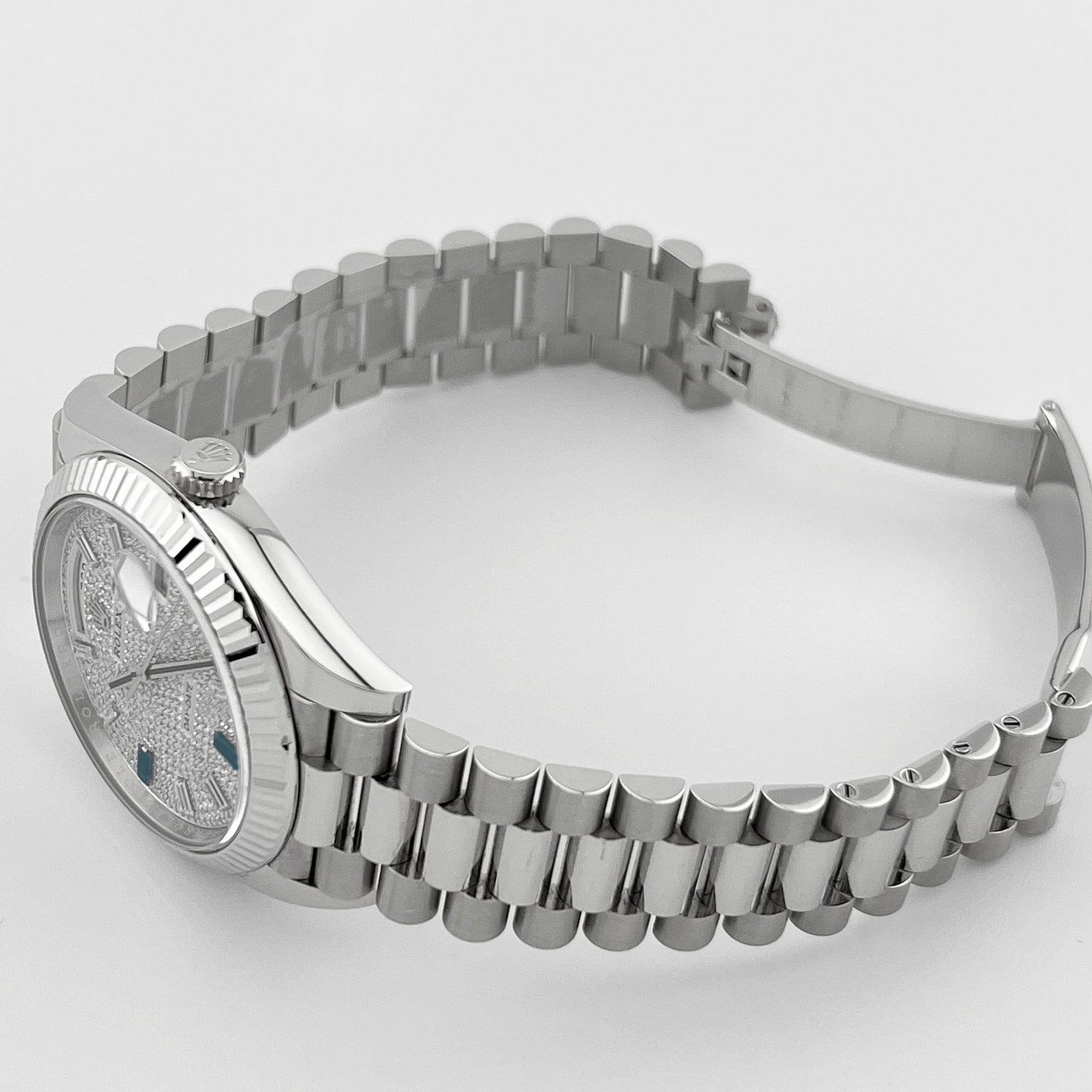 Rolex Day-Date 40 228236 Platinum Pavé Diamond Dial (2023)