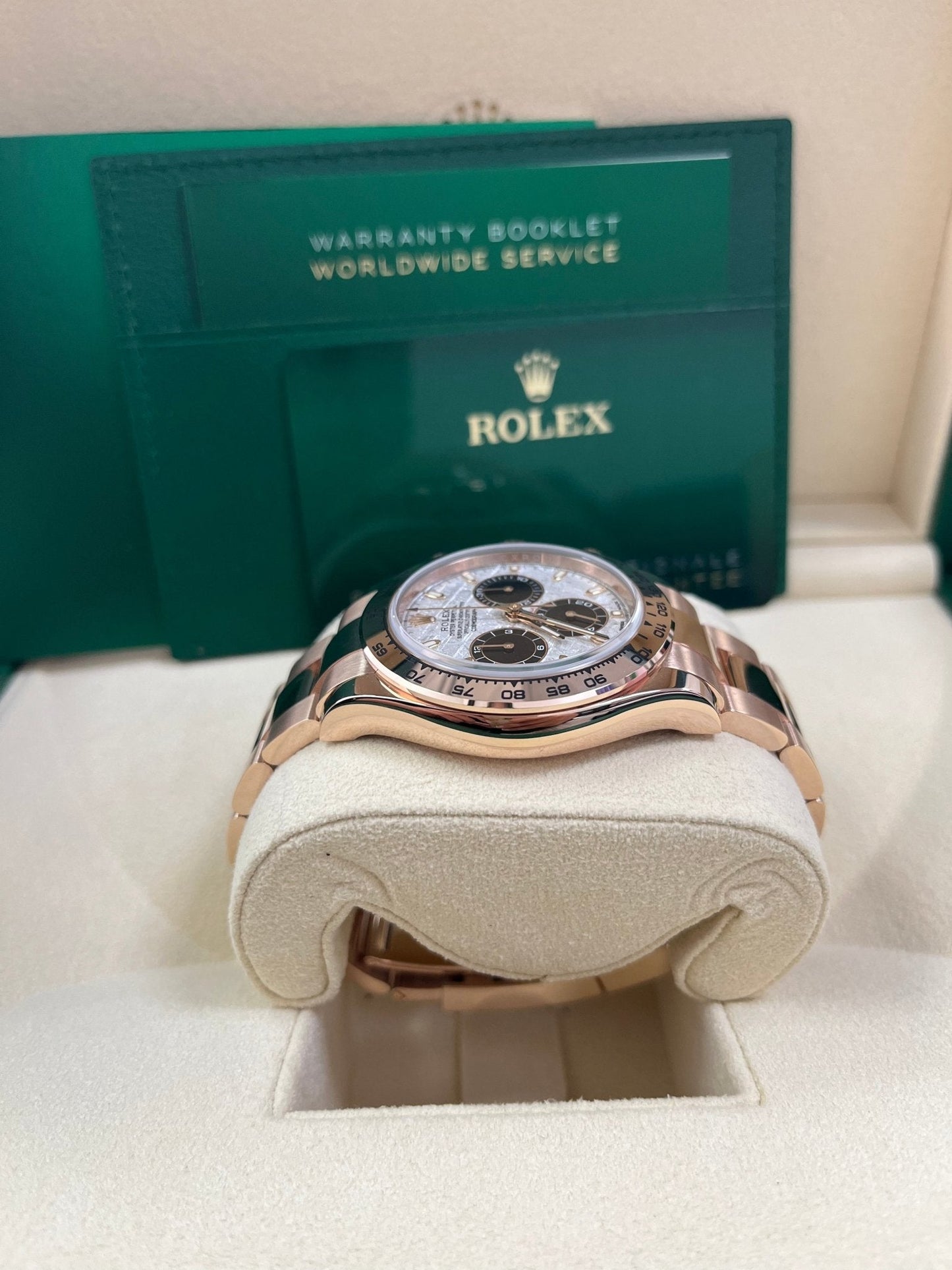 Rolex Daytona Rose Gold Cosmograph Daytona 40 Watch - Meteorite and Black Dial-Oyster Bracelet 116505