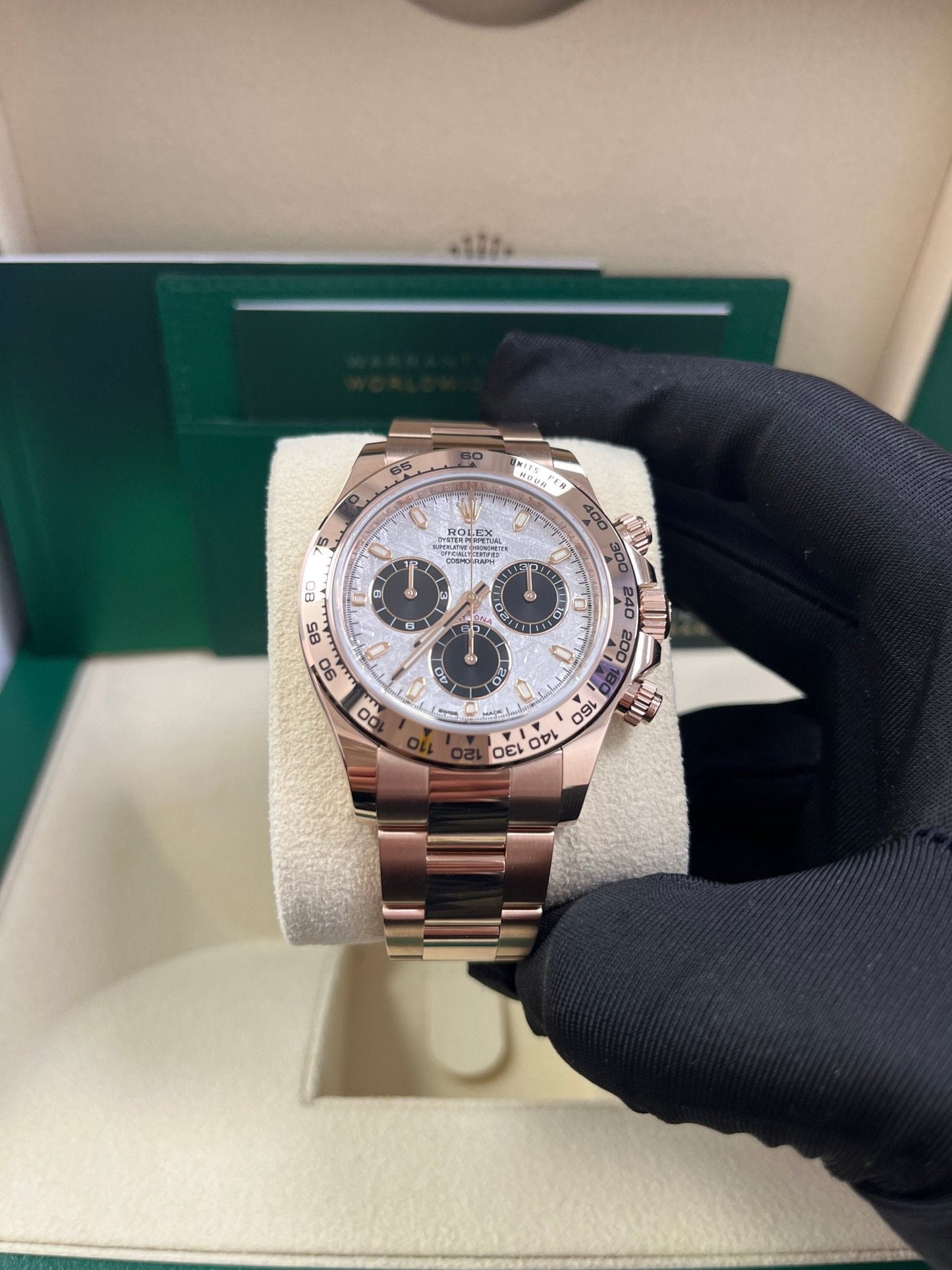 Rolex Daytona Rose Gold Cosmograph Daytona 40 Watch - Meteorite and Black Dial-Oyster Bracelet 116505