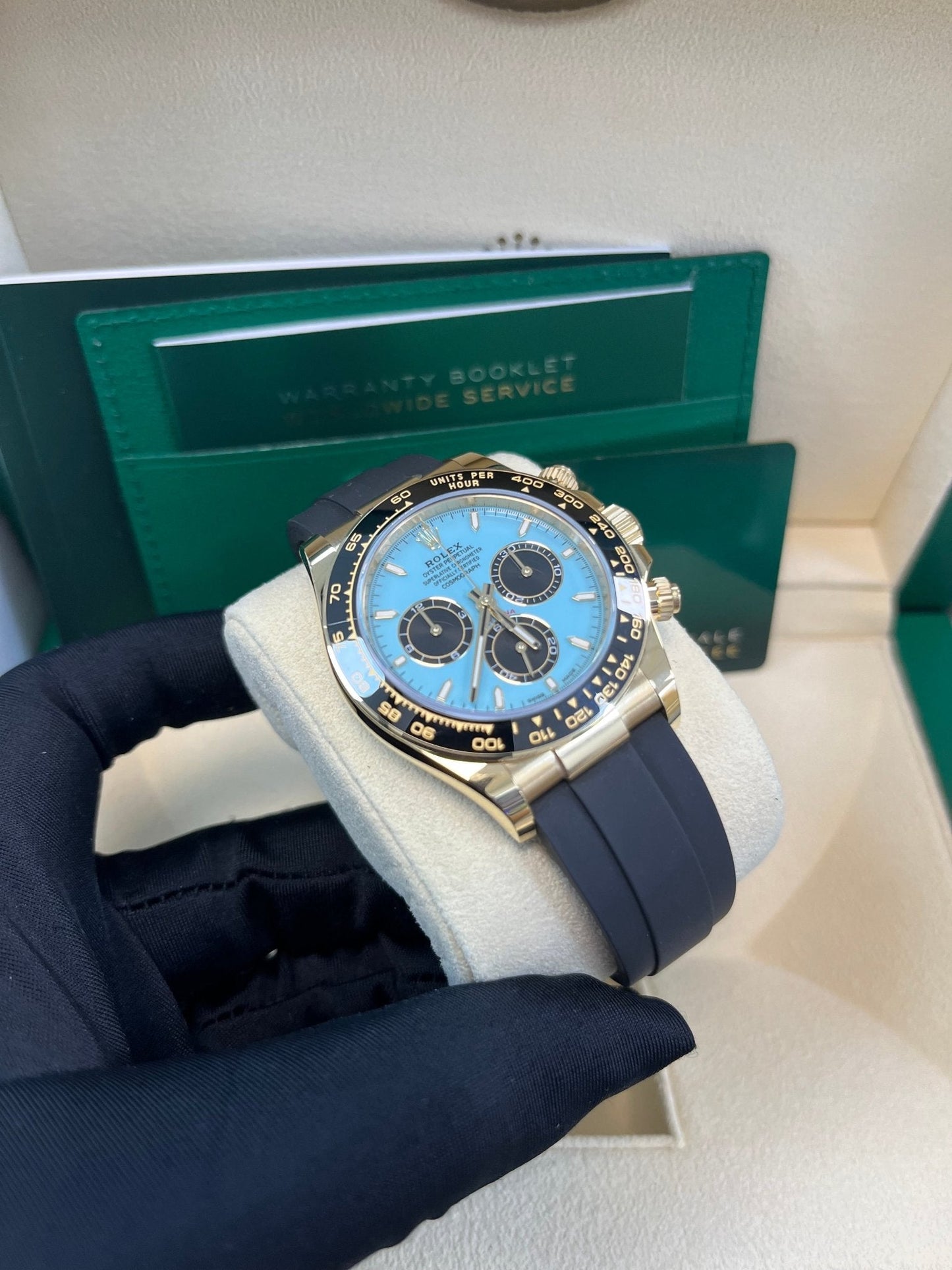 Rolex Daytona Yellow Gold Daytona Tiffany Dial on Oysterflex New 2025 Release Reference 126518