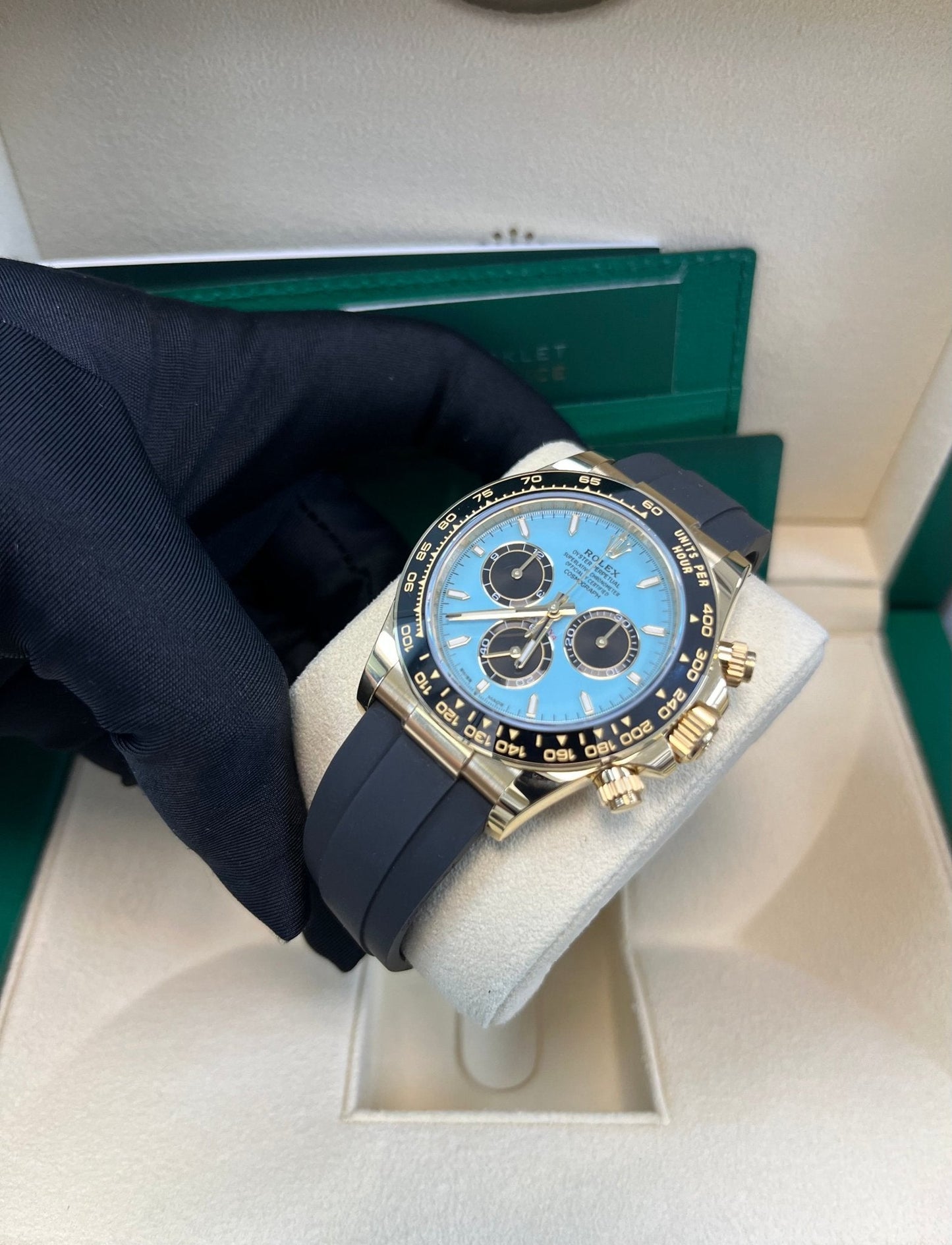 Rolex Daytona Yellow Gold Daytona Tiffany Dial on Oysterflex New 2025 Release Reference 126518