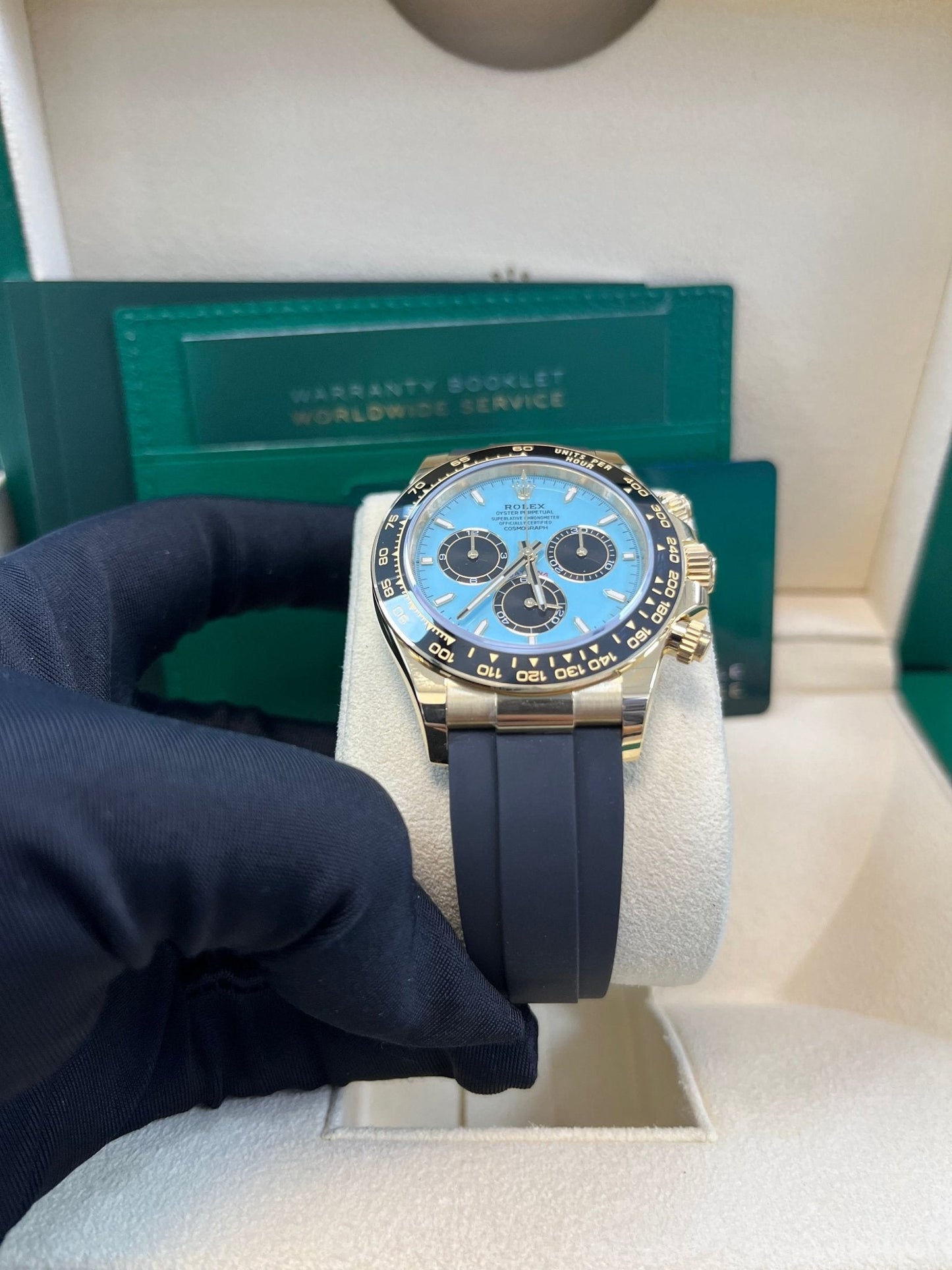 Rolex Daytona Yellow Gold Daytona Tiffany Dial on Oysterflex New 2025 Release Reference 126518
