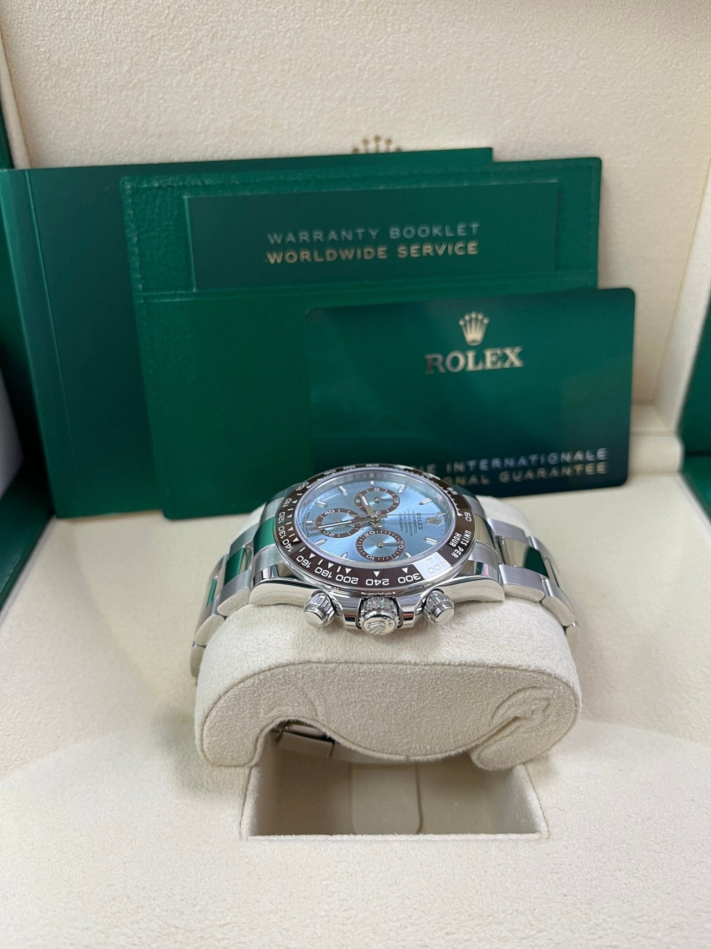 Rolex Platinum Cosmograph Daytona Ice Blue Index Dial Oyster Bracelet 126506