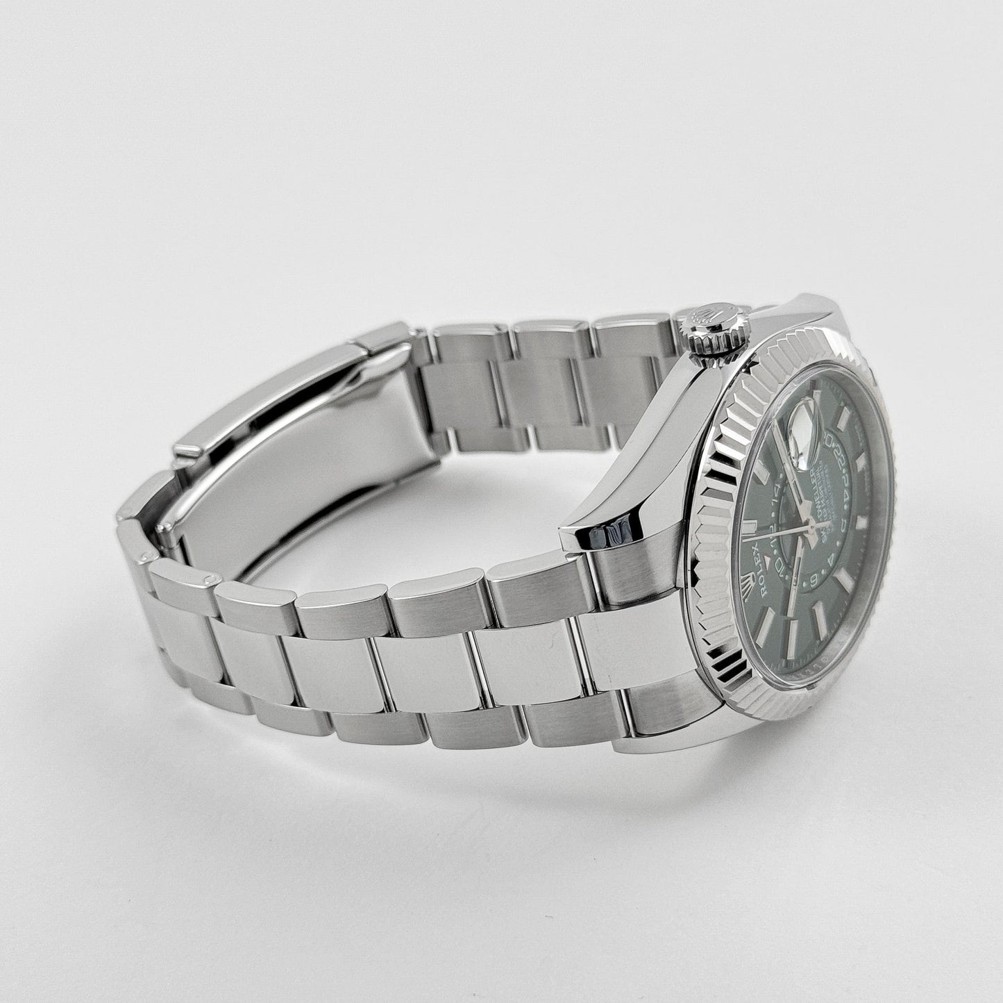 Rolex Sky-Dweller 336934 Stainless Steel Green Dial Oyster (2023)