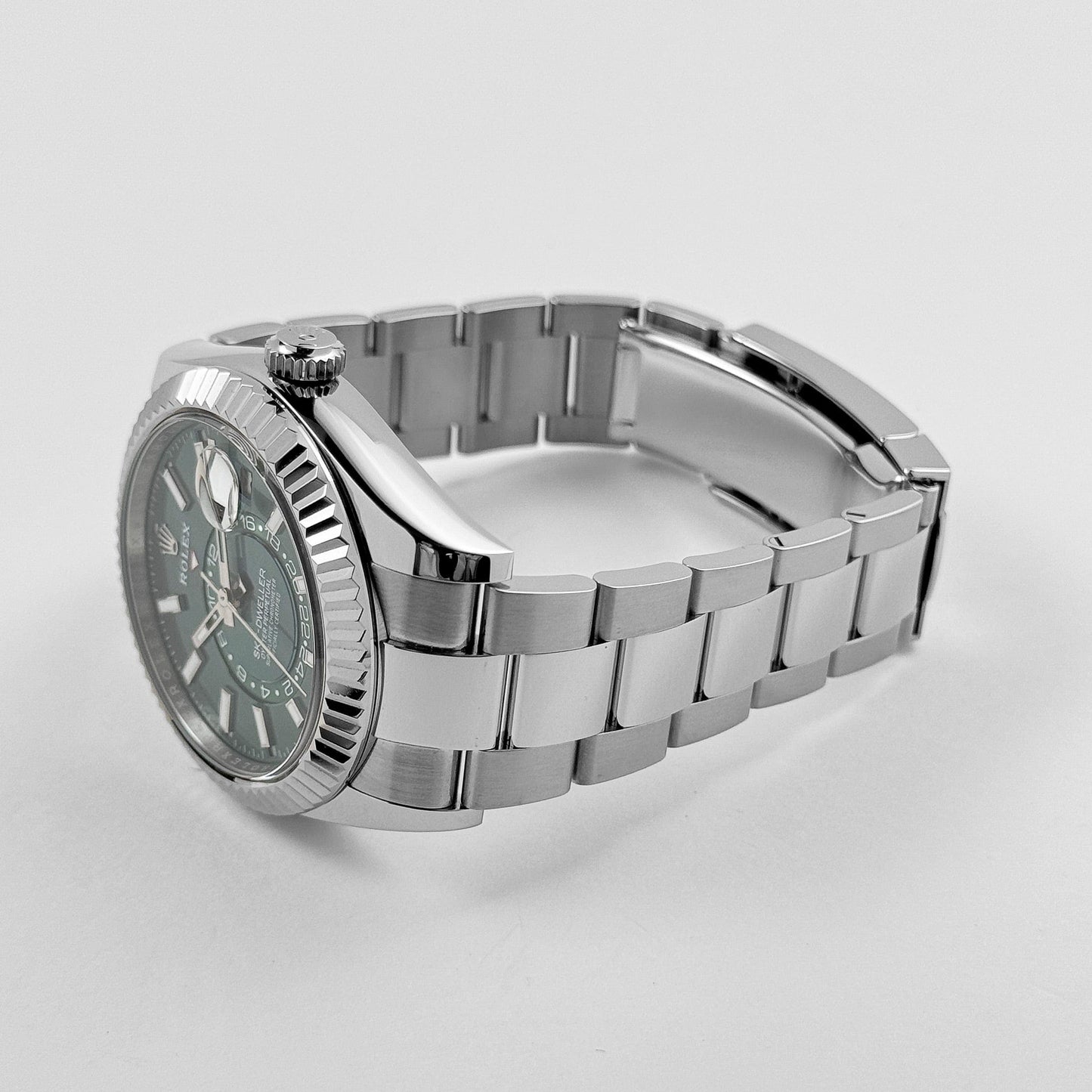 Rolex Sky-Dweller 336934 Stainless Steel Green Dial Oyster (2023)