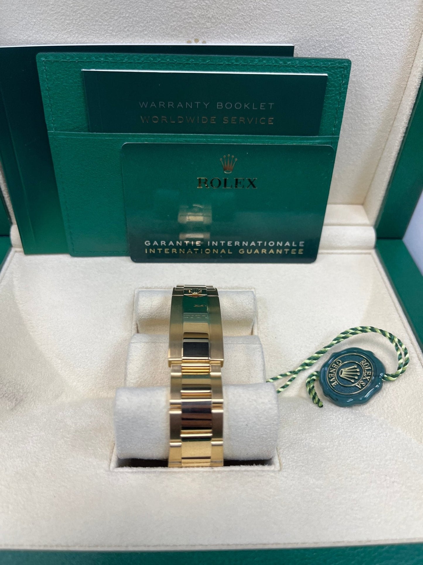 Rolex Submariner Date Certified Yellow Gold Black Dial 116618ln