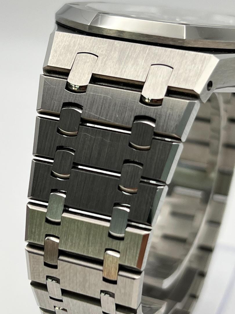 Audemars Piguet Royal Oak Selfwinding Flying Tourbillon 26730TI.OO.1320TI.01 '50th Anniversary' Titanium Blue Dial